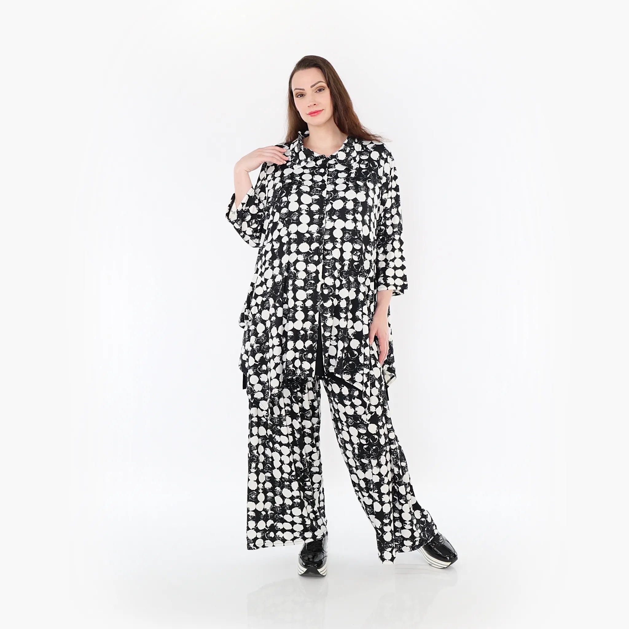 A-Form Jacke von AKH Fashion aus Materialmix, 1433.06842, Schwarz/Weiß, Schick, Modern