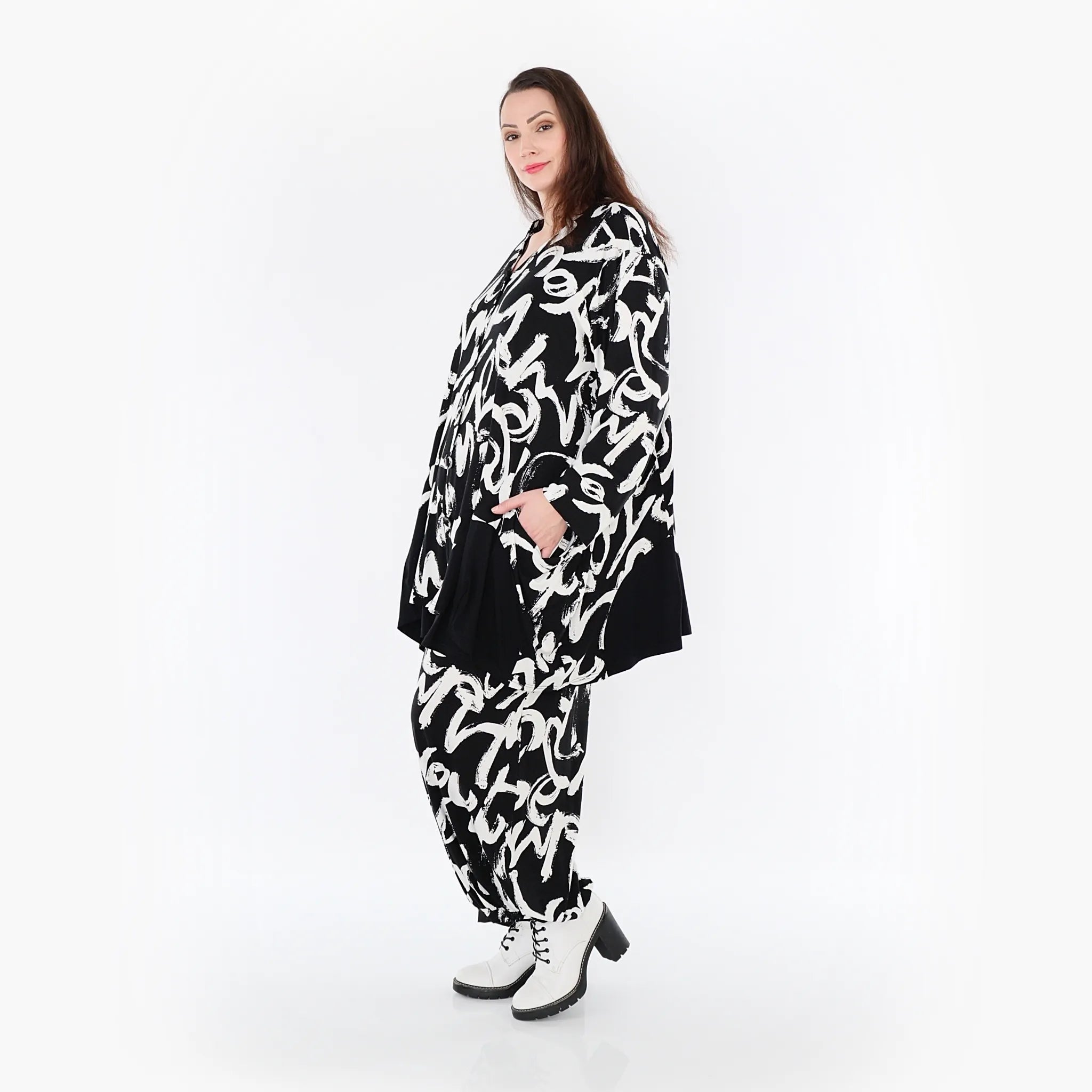 A-Form Jacke von AKH Fashion aus Viskose, 1434.07027, Schwarz/Weiß, Schick, Modern, Bequem