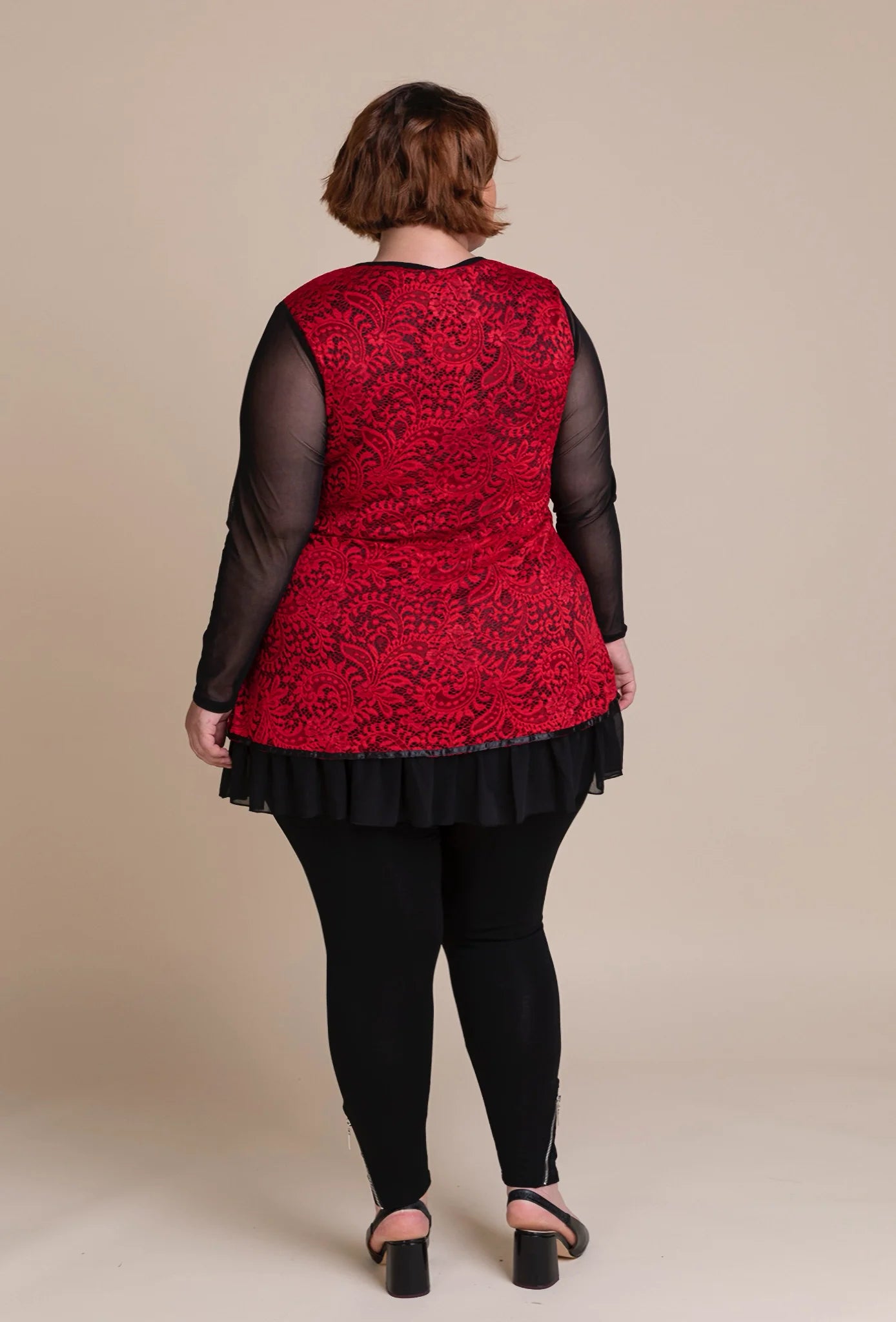 Pomme Rouge Shirt in gerader Form, aus Nylon, A637, Rot-Schwarz, Blumen, Schick, Modern