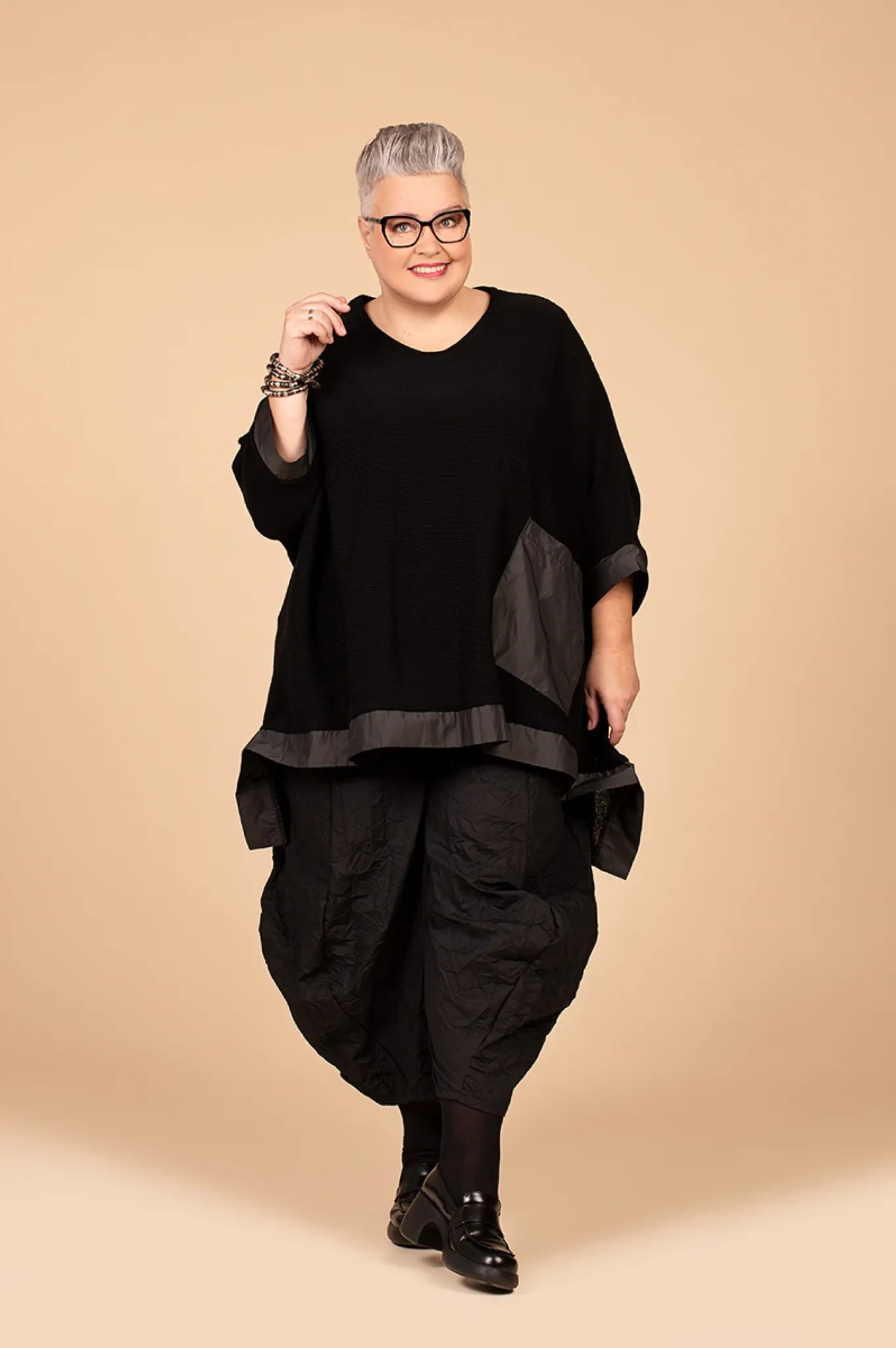 A-Form Bigshirt von AKH Premium aus Baumwolle, 1446.02307, Schwarz, Schick, Modern, Bequem