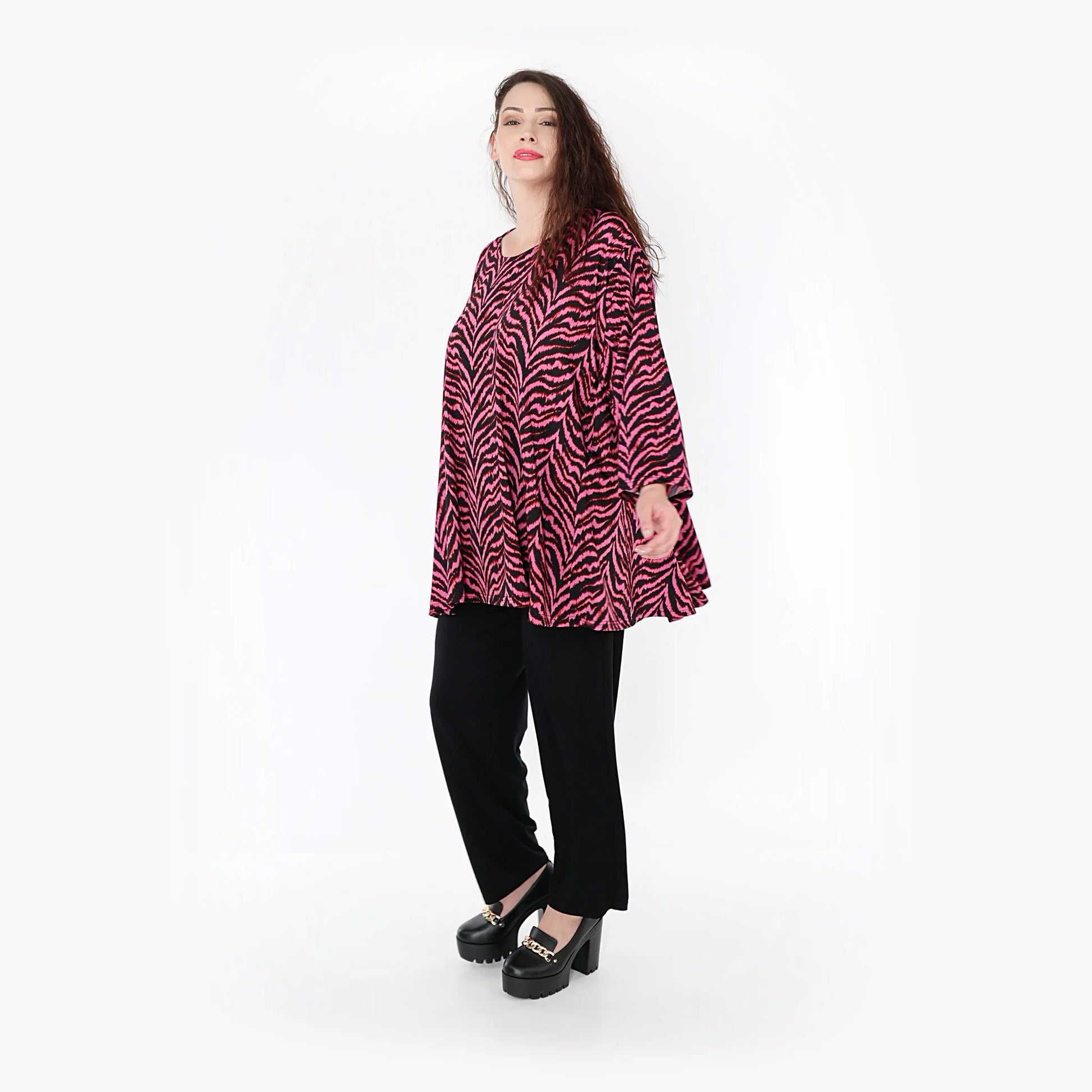 A-Form Bigshirt von AKH Fashion aus Viskose, 1344.00593, Fuchsia-Schwarz, Schick, Modern