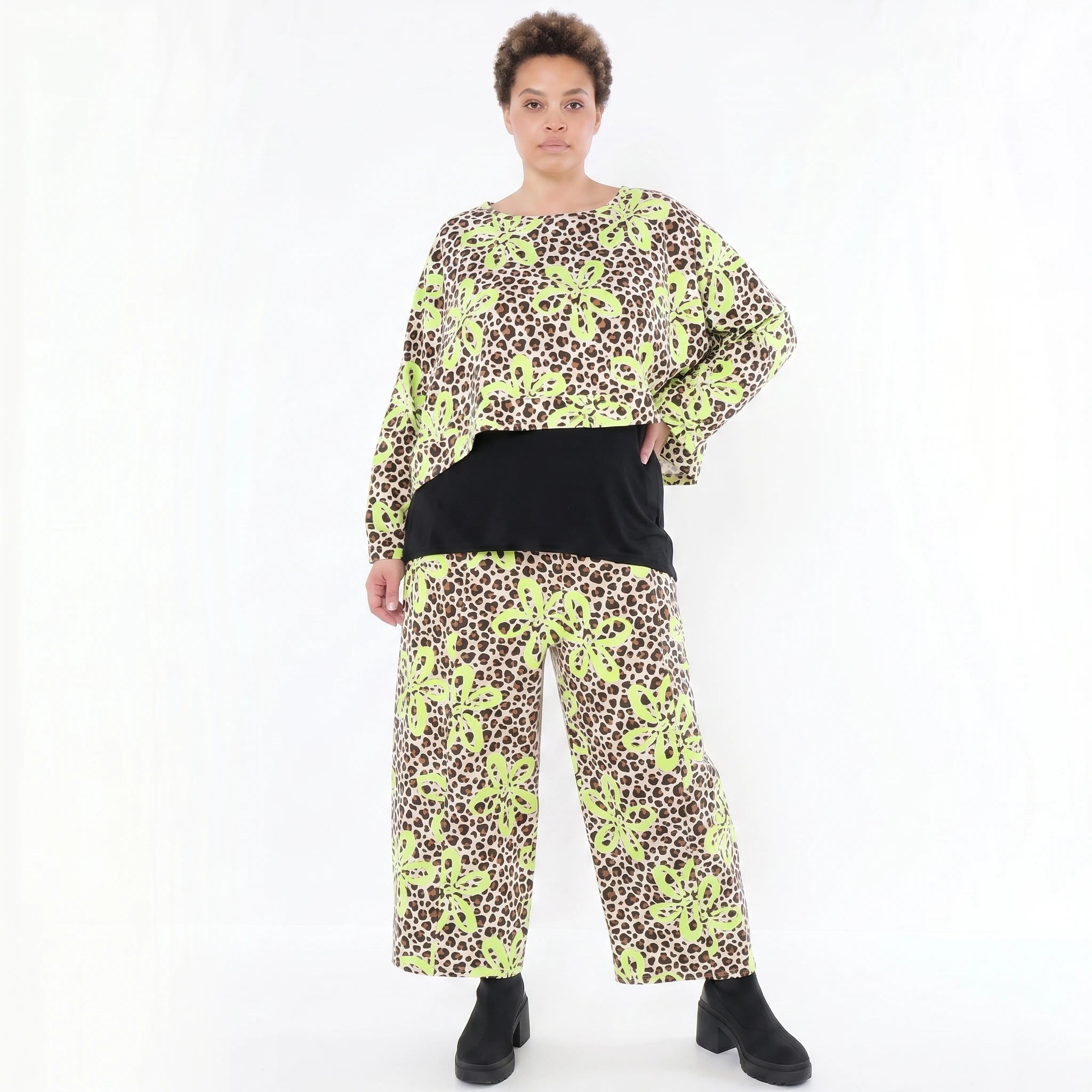 AKH Fashion Hose in gerader Form, aus Baumwolle, 1514.07121, Beige/Braun/Neongrün, Schick