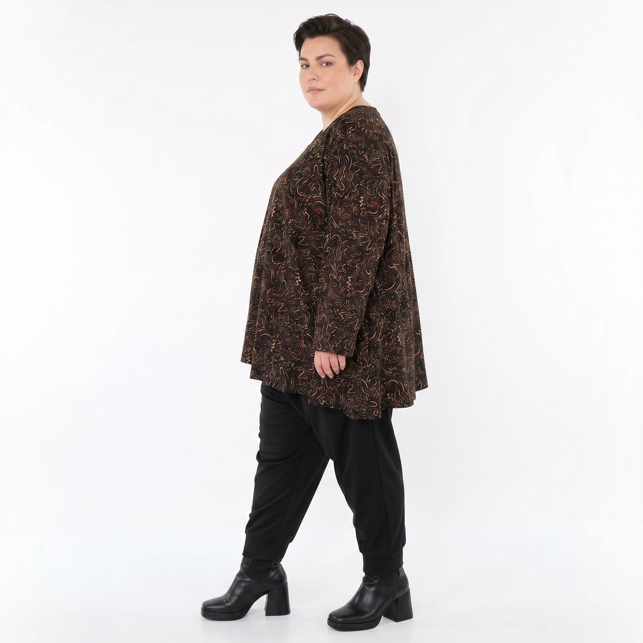 A-Form Bigshirt von AKH Fashion aus Materialmix, 1516.00593, Schwarz/Cognac/Orange, Kringel
