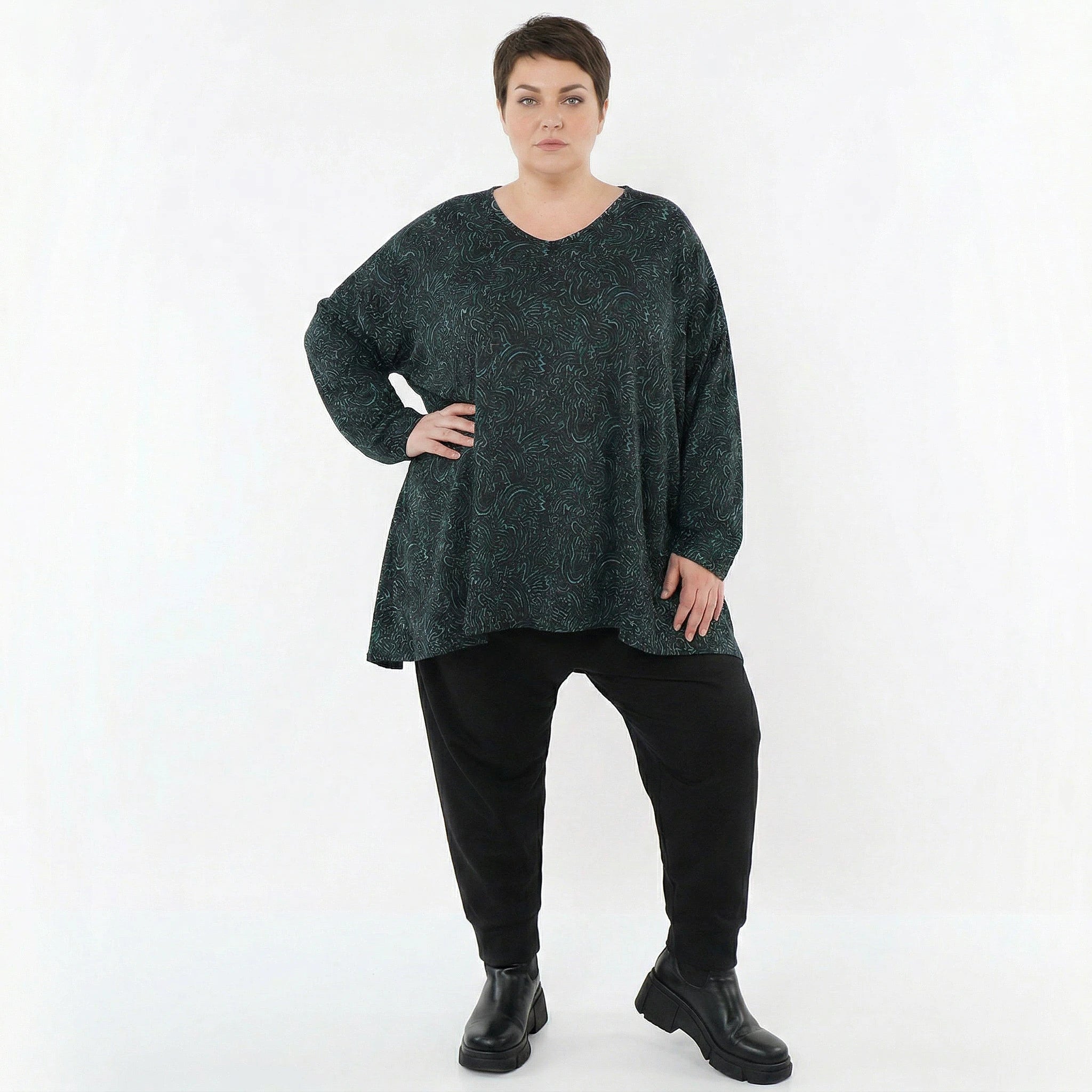 A-Form Bigshirt von AKH Fashion aus Materialmix, 1516.00593, Schwarz/Petrol/Grün, Kringel
