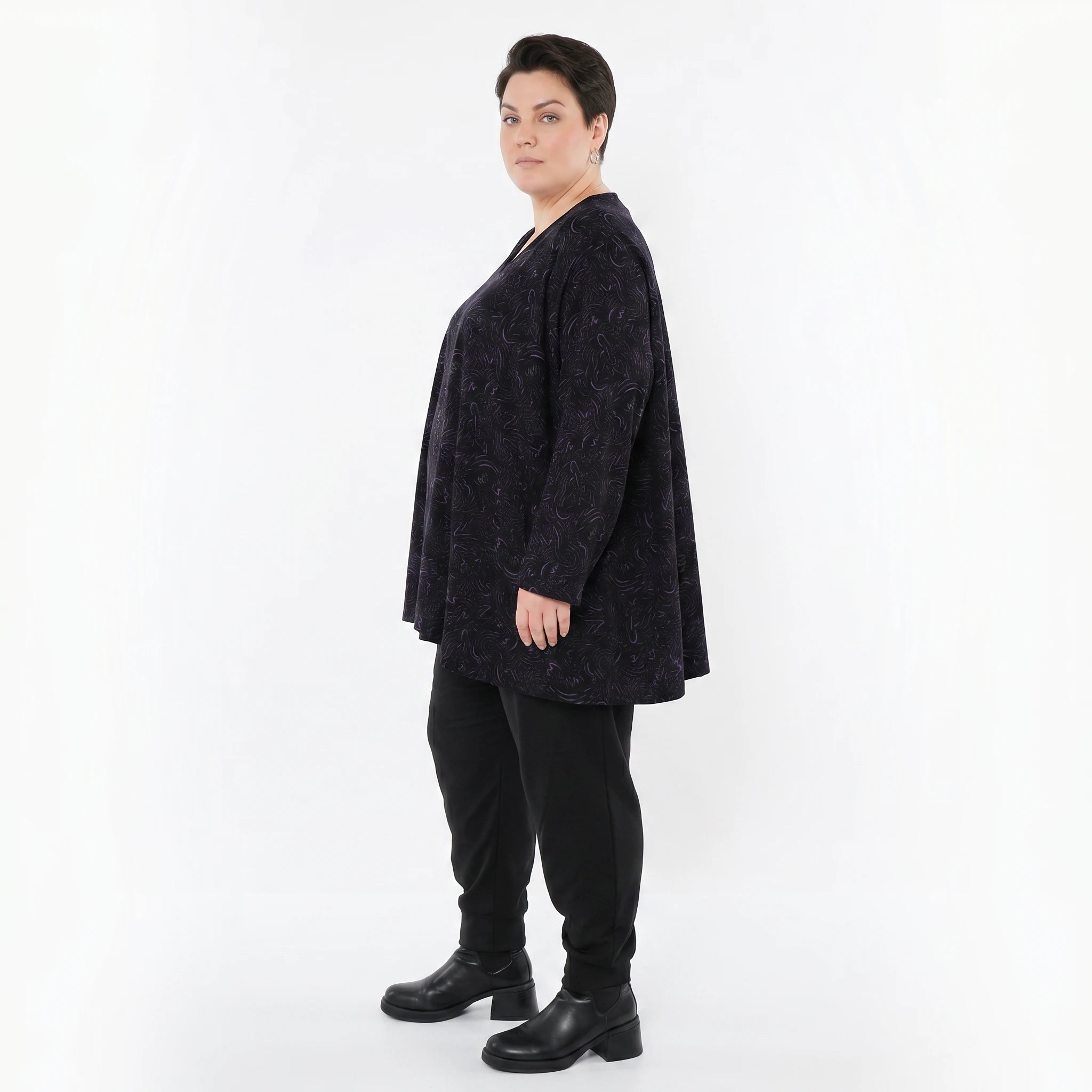 A-Form Bigshirt von AKH Fashion aus Materialmix, 1516.00593, Schwarz/Violett/Grau, Kringel