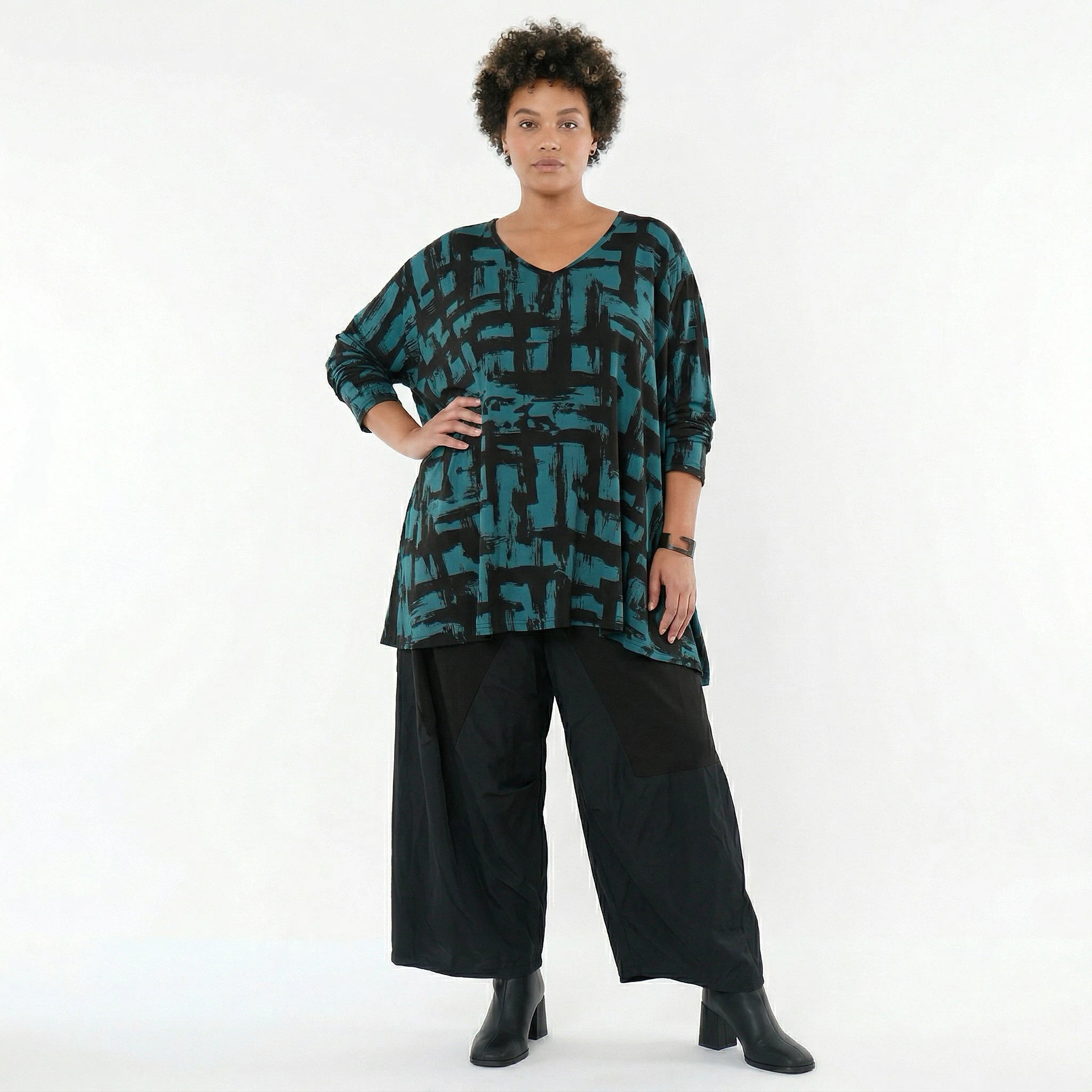 A-Form Bigshirt von AKH Fashion aus Viskose, 1519.02593, Petrol/Schwarz, Pinselstrich, Schick