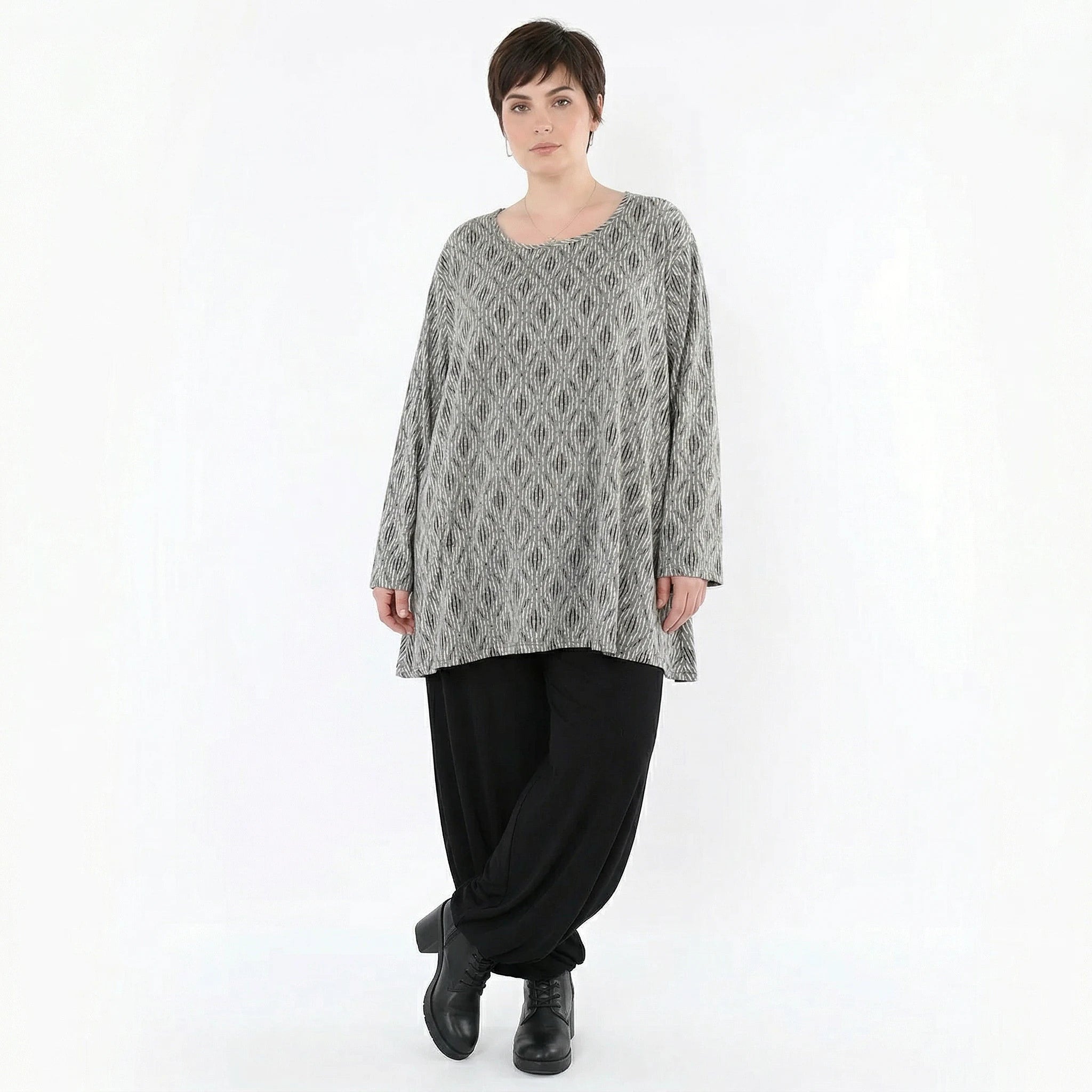 A-Form Bigshirt von AKH Fashion aus Materialmix, 1500593, Hellgrau/Schwarz/Weiß, Schick
