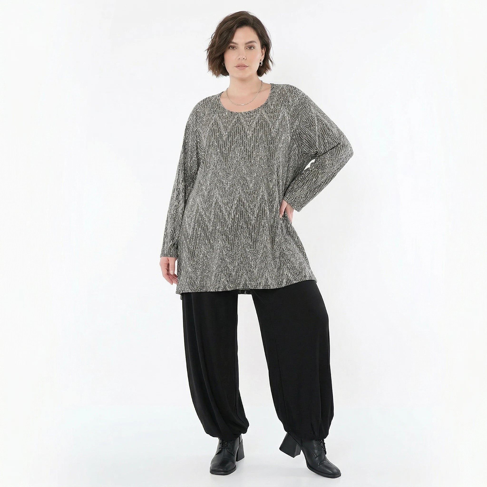 A-Form Bigshirt von AKH Fashion aus Materialmix, 1526.00593, Grau/Schwarz/Weiß, Schick