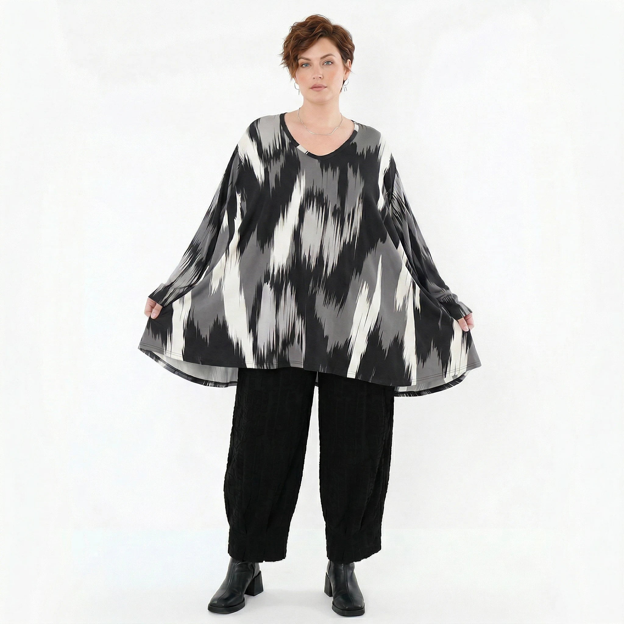 A-Form Bigshirt von AKH Fashion aus Viskose, 1530.00593, Schwarz/Grau/Weiß, Pinselstrich