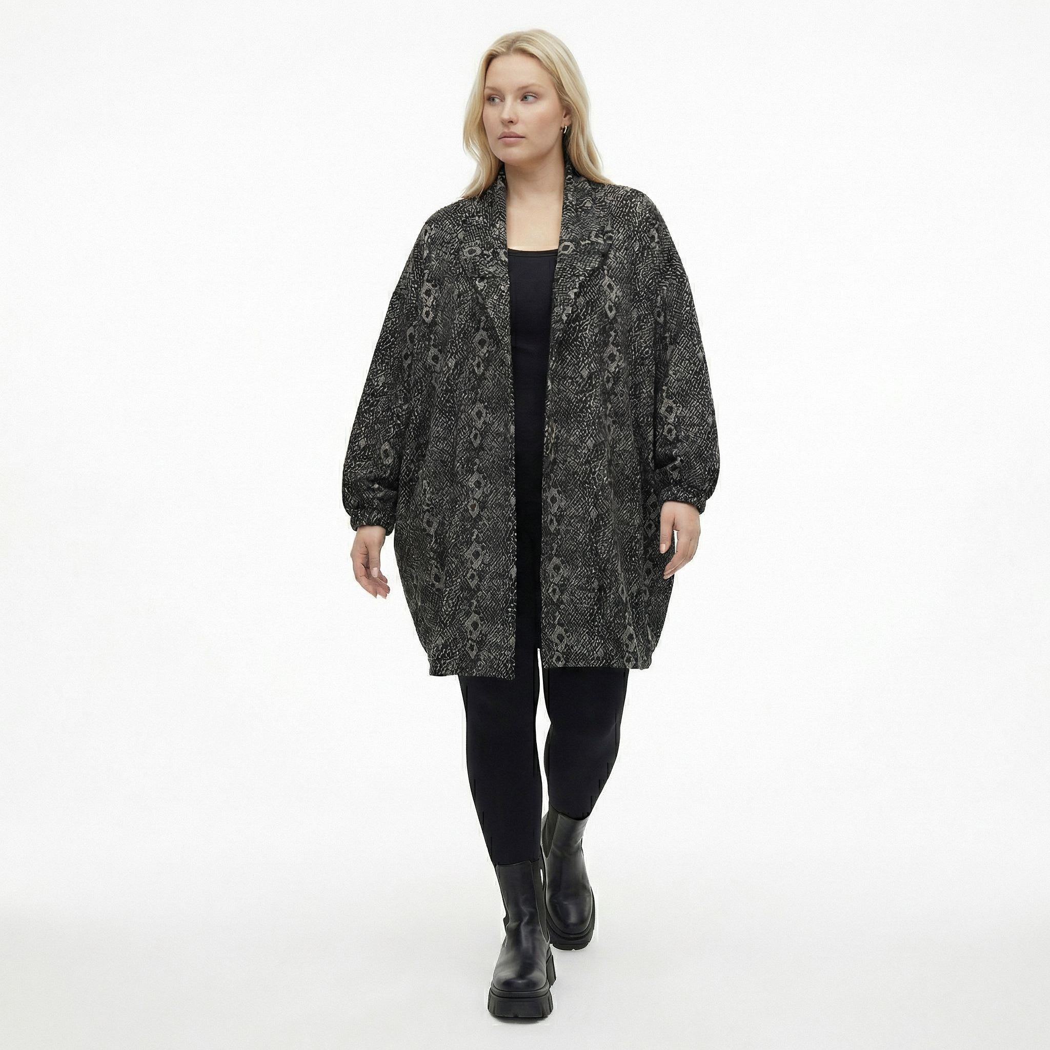  AKH Fashion Jacke in kastiger Form, aus Materialmix, 1541.06517, Grau/Schwarz, Reptil