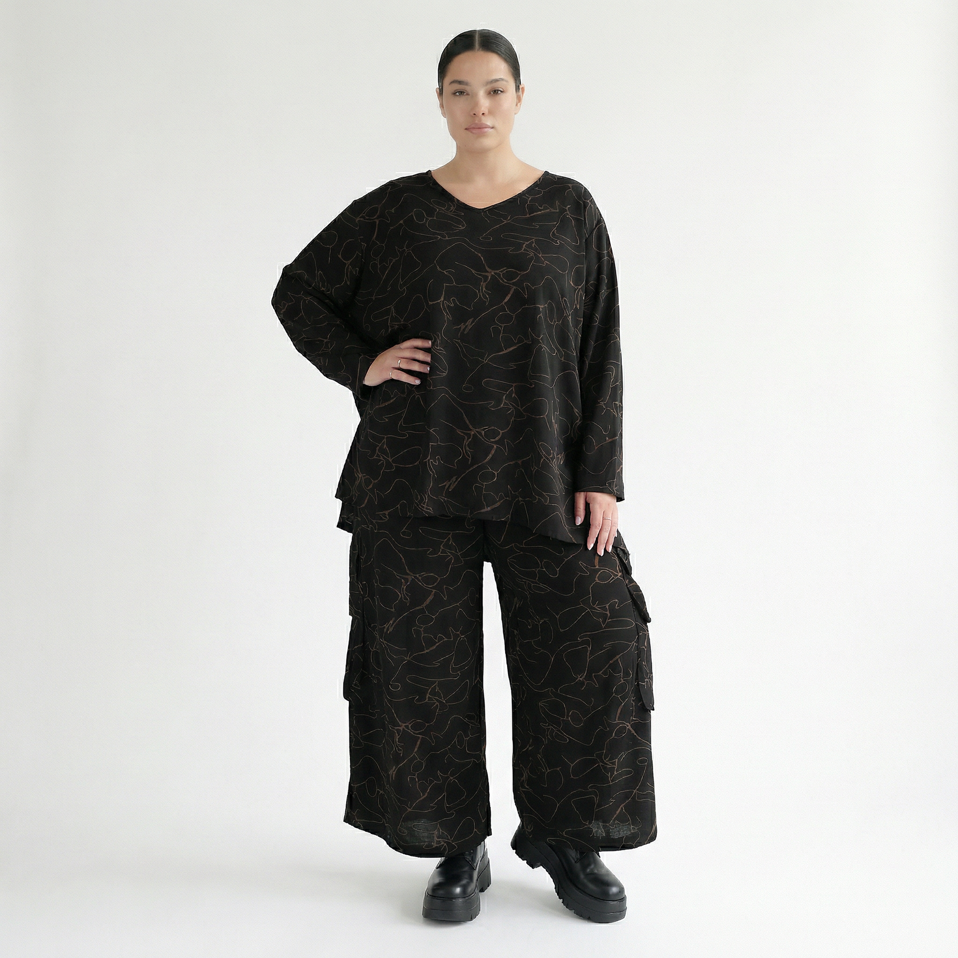  A-Form Bigshirt von AKH Fashion aus Viskose, 1545.00593, Schwarz/Braun, Kringel, Ausgefallen