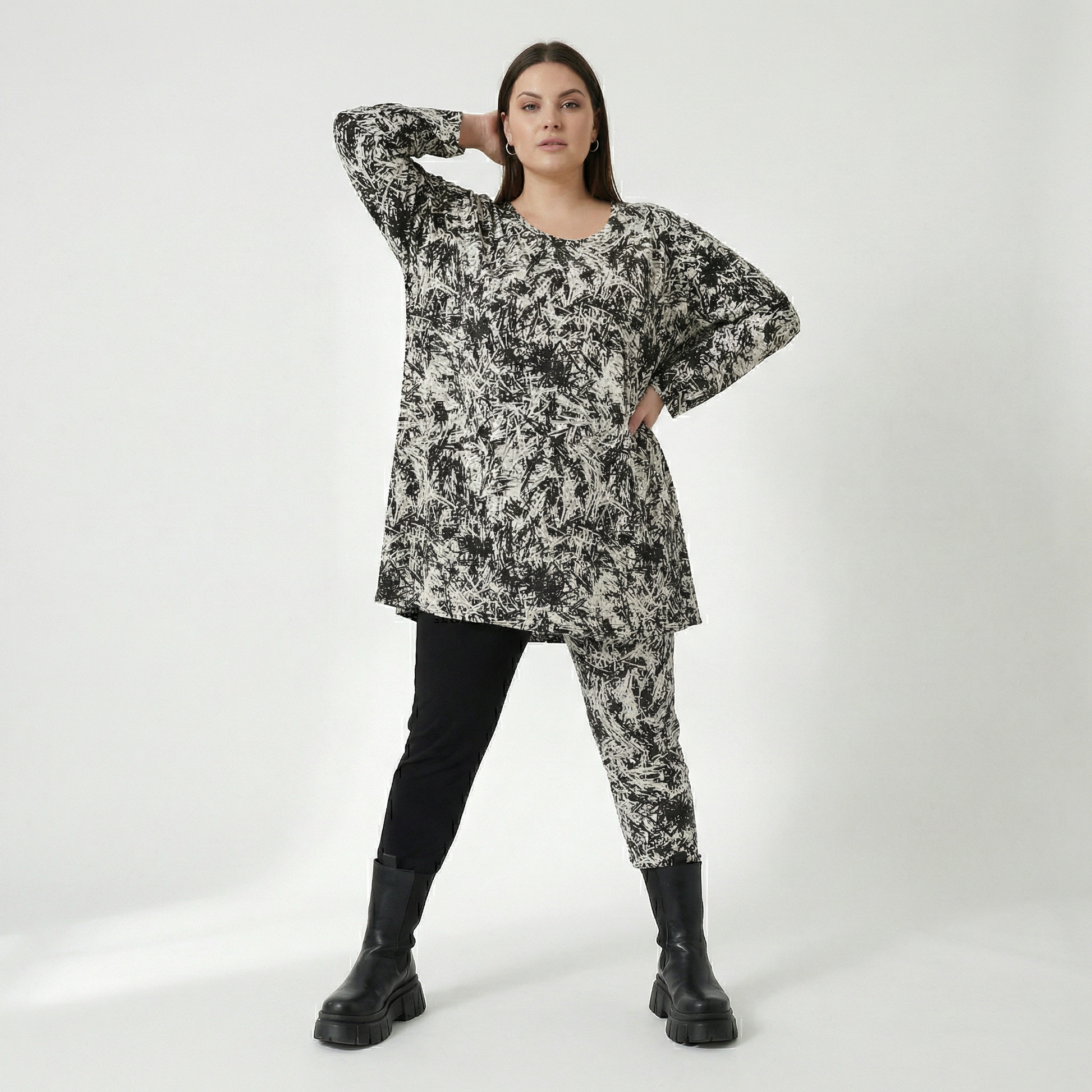  AKH Fashion Shirt in Glocken-Form, aus Viskose, 1559.01892, Schwarz/Weiß, Abstrakt, Schick