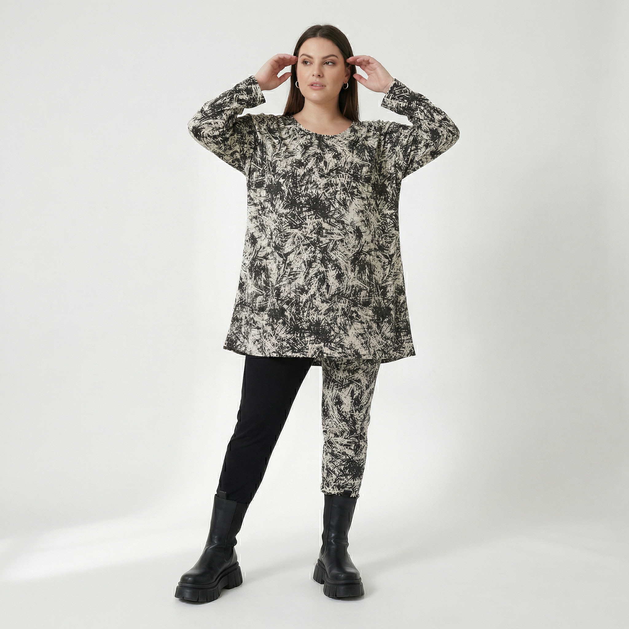  AKH Fashion Shirt in Glocken-Form, aus Viskose, 1559.01892, Schwarz/Weiß, Abstrakt, Schick