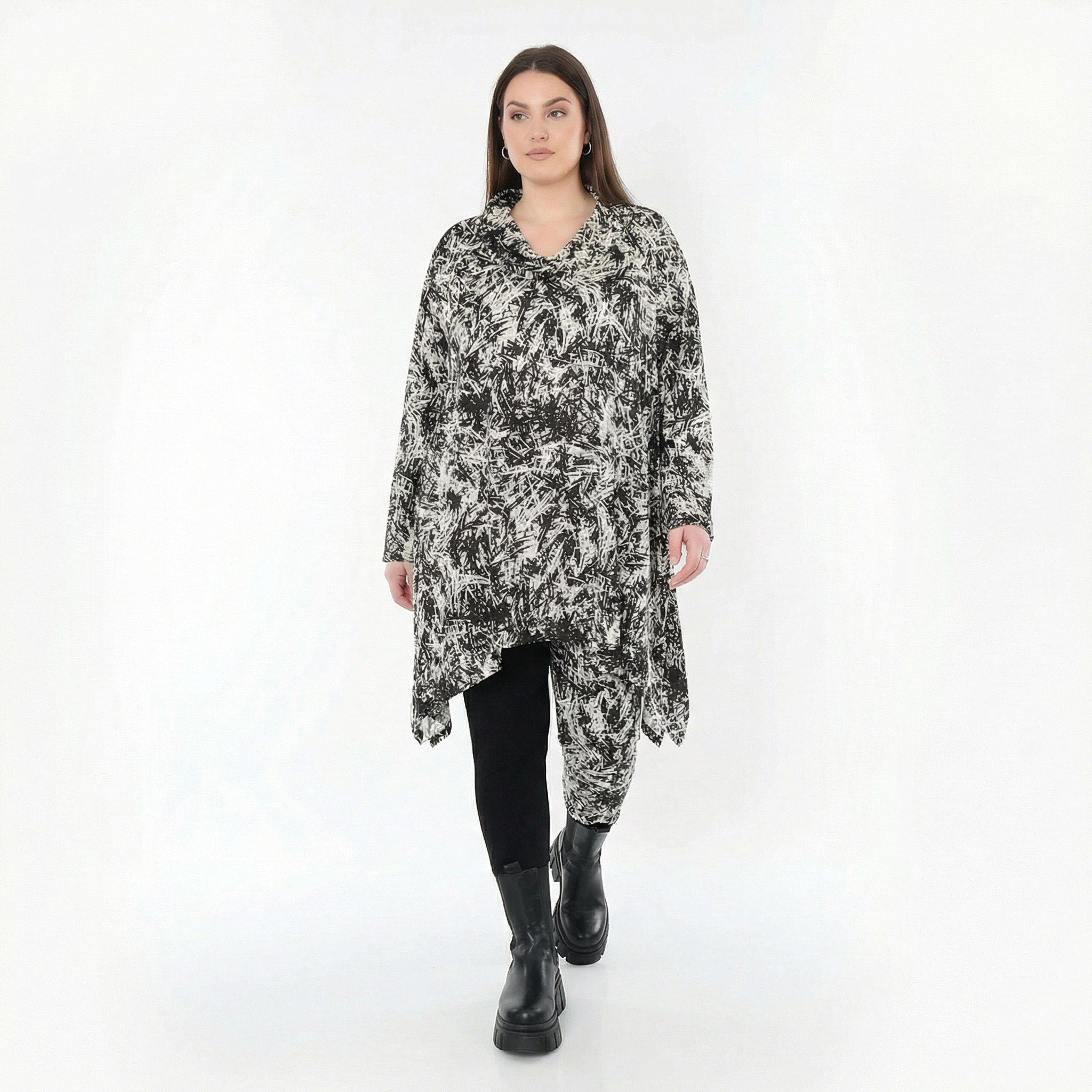  A-Form Bigshirt von AKH Fashion aus Viskose, 1559.03371, Schwarz/Weiß, Abstrakt, Ausgefallen