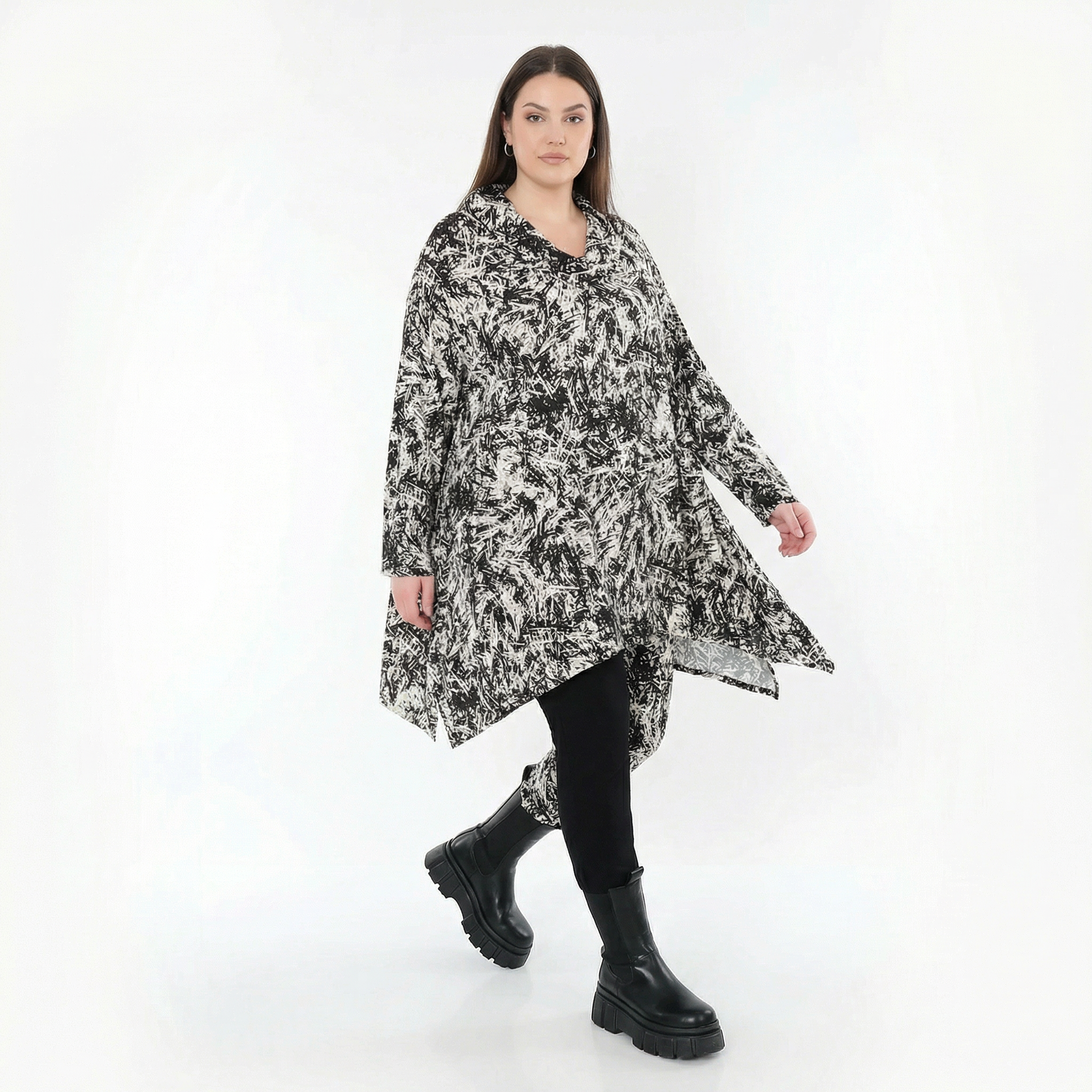  A-Form Bigshirt von AKH Fashion aus Viskose, 1559.03371, Schwarz/Weiß, Abstrakt, Ausgefallen