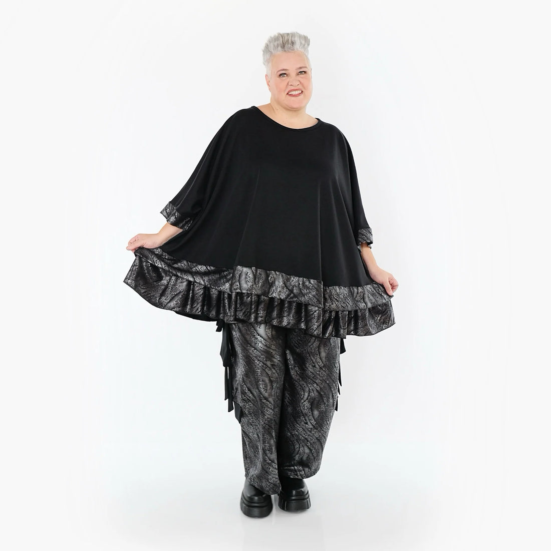  A-Form Bigshirt von AKH Premium aus Viskose, P1019.7103, Silber/Schwarz, Zebra, Ausgefallen