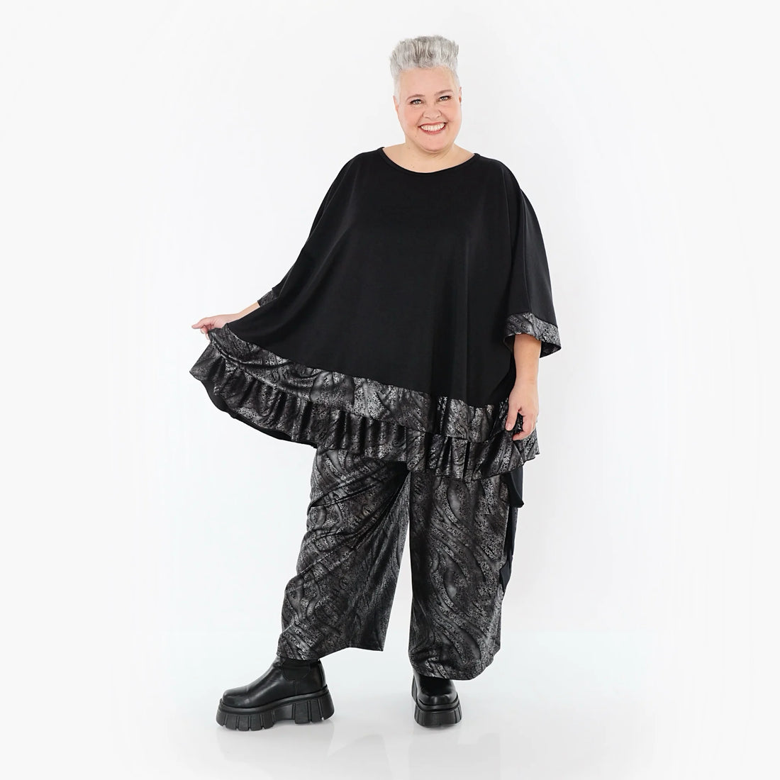  A-Form Bigshirt von AKH Premium aus Viskose, P1019.7103, Silber/Schwarz, Zebra, Ausgefallen