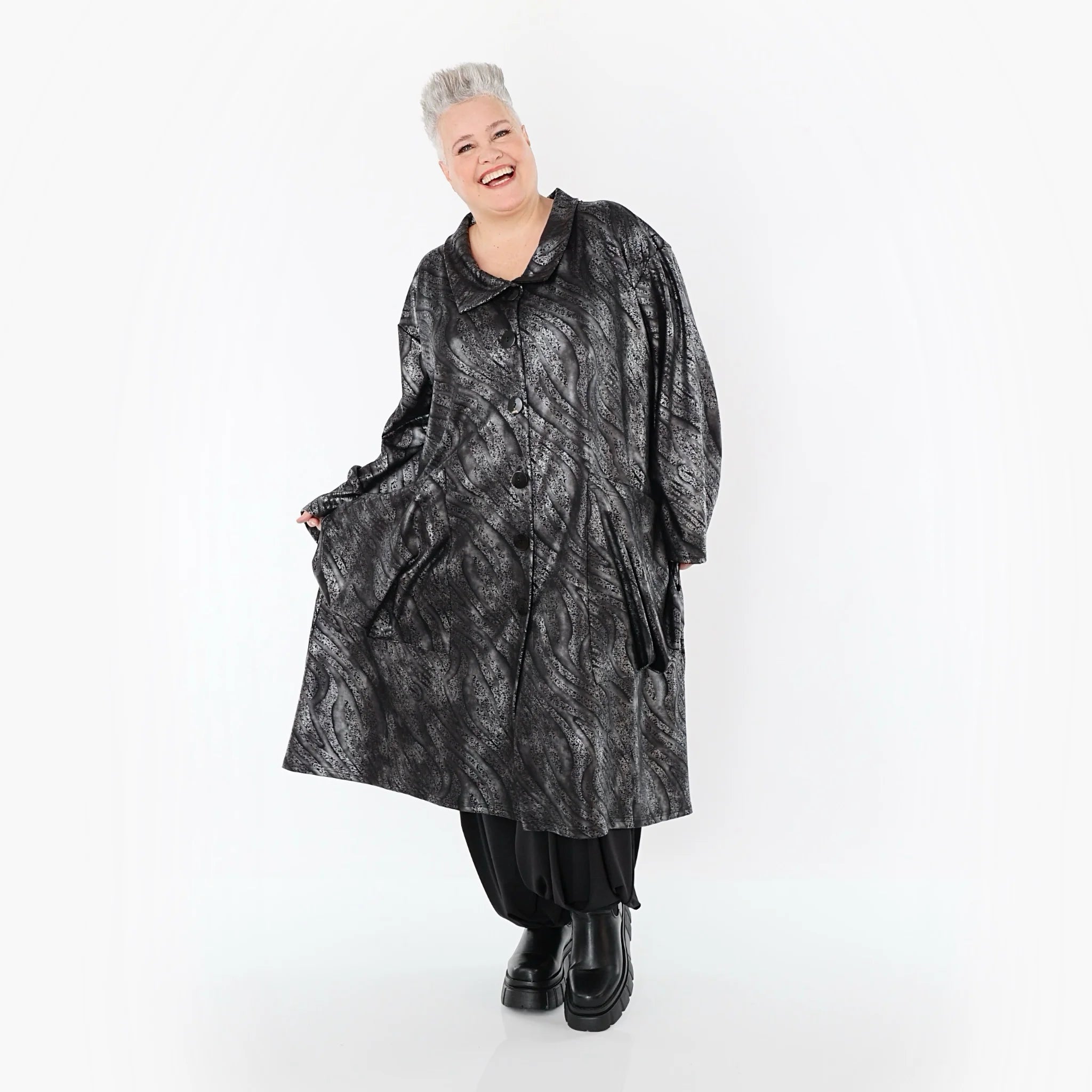  AKH Premium Mantel in gerader Form, aus Viskose, P1019.7153, Silber/Schwarz, Zebra, Schick