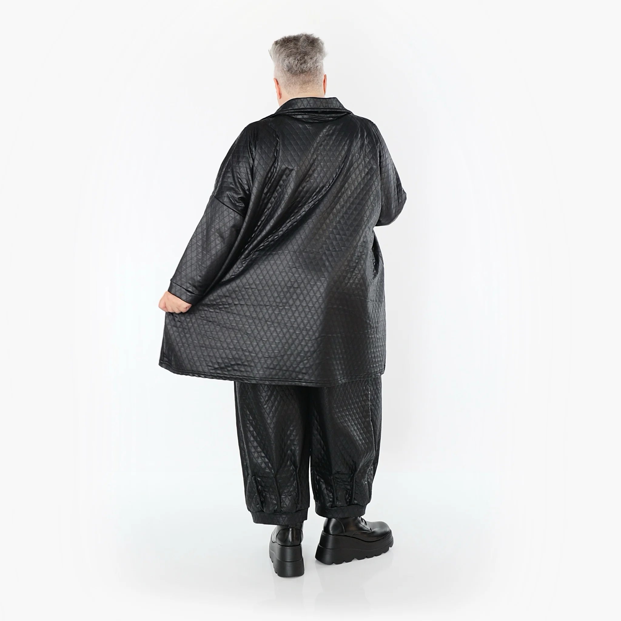  A-Form Jacke von AKH Premium aus Viskose, P1021.7161, Schwarz, Raute, Ausgefallen, Zeitlos