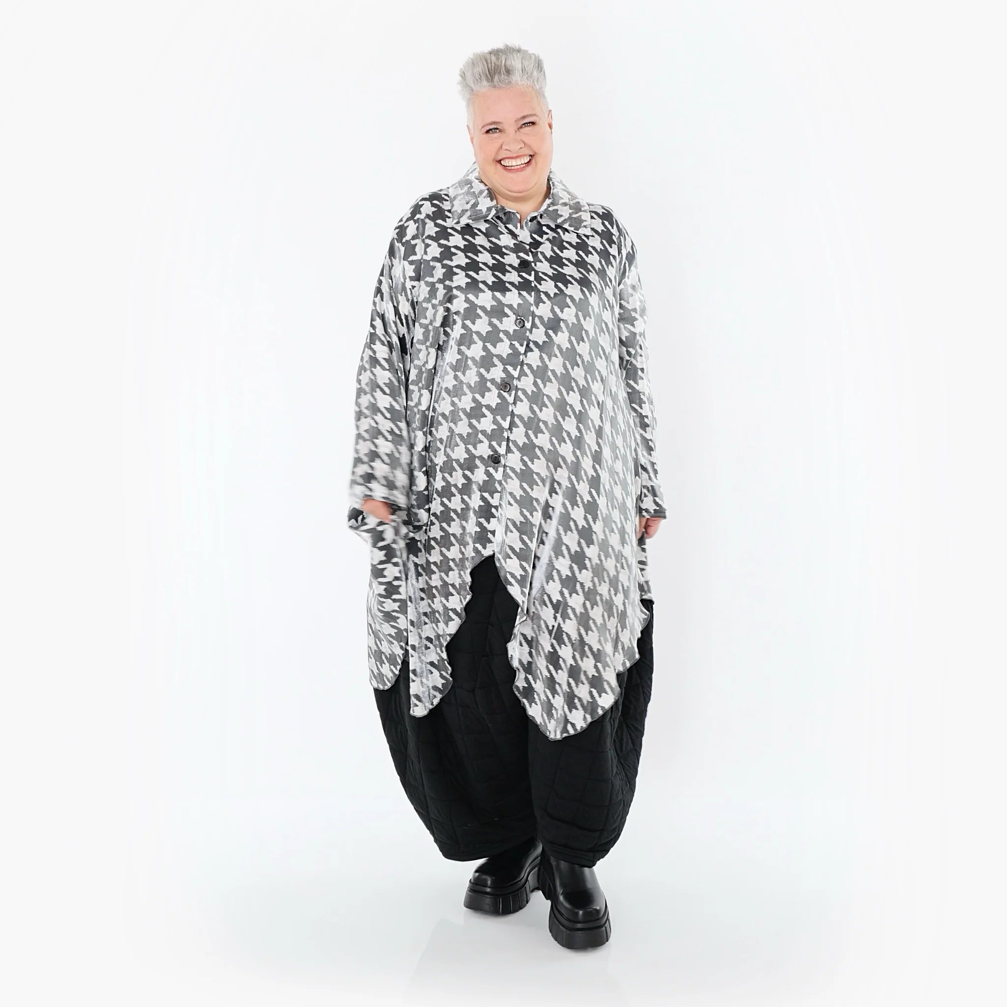  Zipfel Bluse von AKH Premium aus Viskose, P107150, Weiß/Grau, Hahnentritt, Ausgefallen