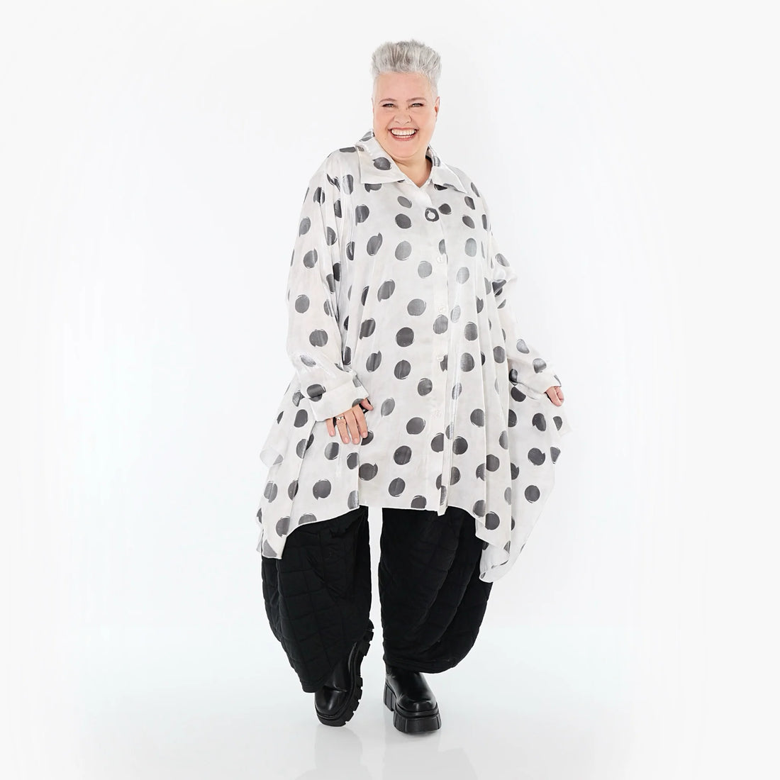  A-Form Bluse von AKH Premium aus Viskose, P1026.6917, Weiß/Grau, Punkte, Ausgefallen