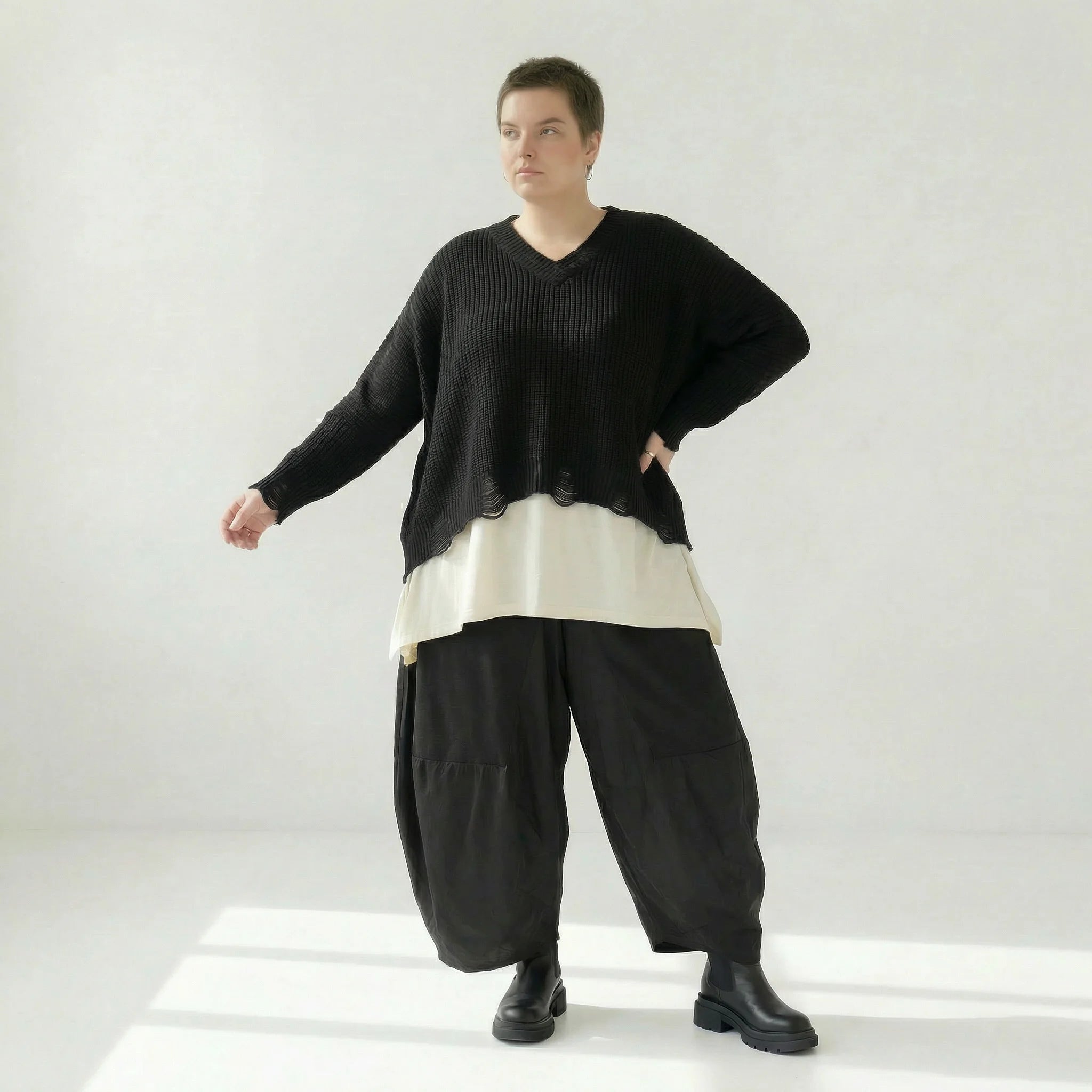  AKH Premium Überwurf in kastiger Form, aus Baumwolle, P1032.2602, Schwarz, Ausgefallen