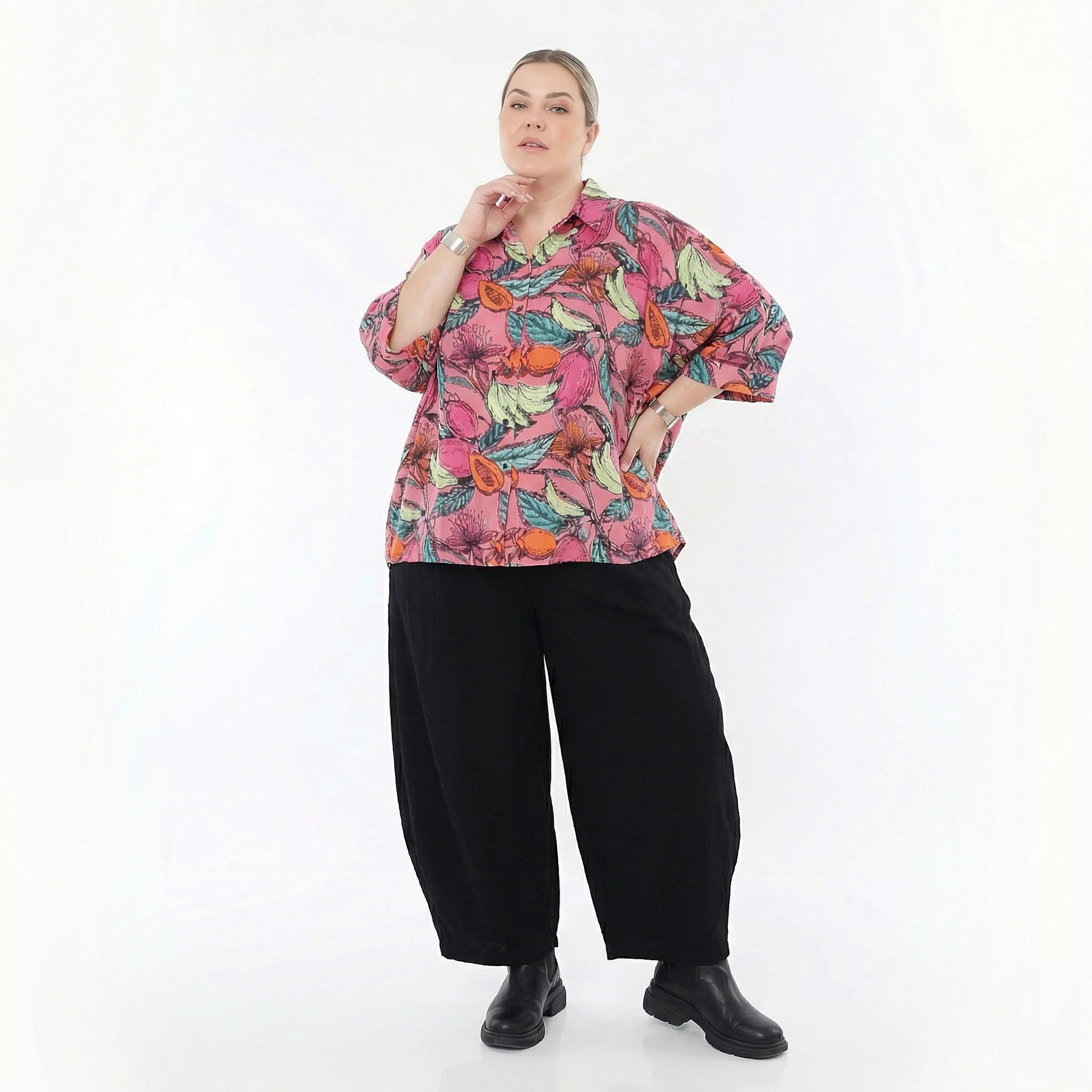  AKH Fashion Bluse in gerundeter Form, aus Baumwolle, 1507.07092, Rosa/Multi, Blumen