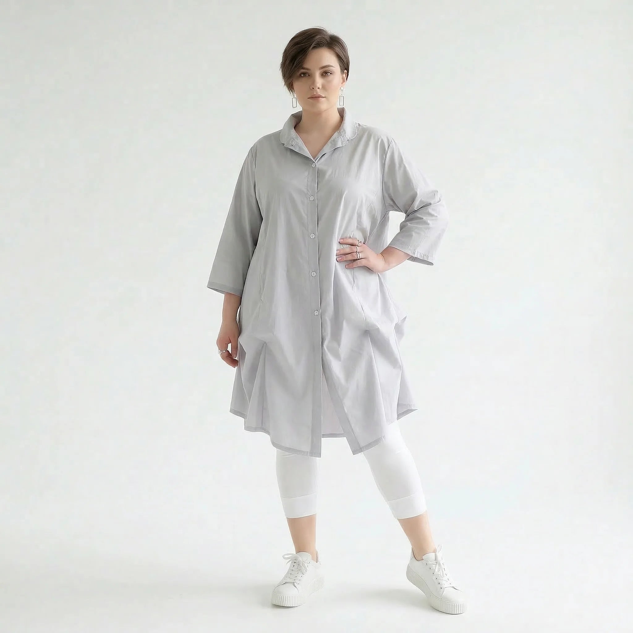 Elegante Glockenform Bluse im lässigen Lagenlook aus feiner, leicht luftiger Popeline, Grau