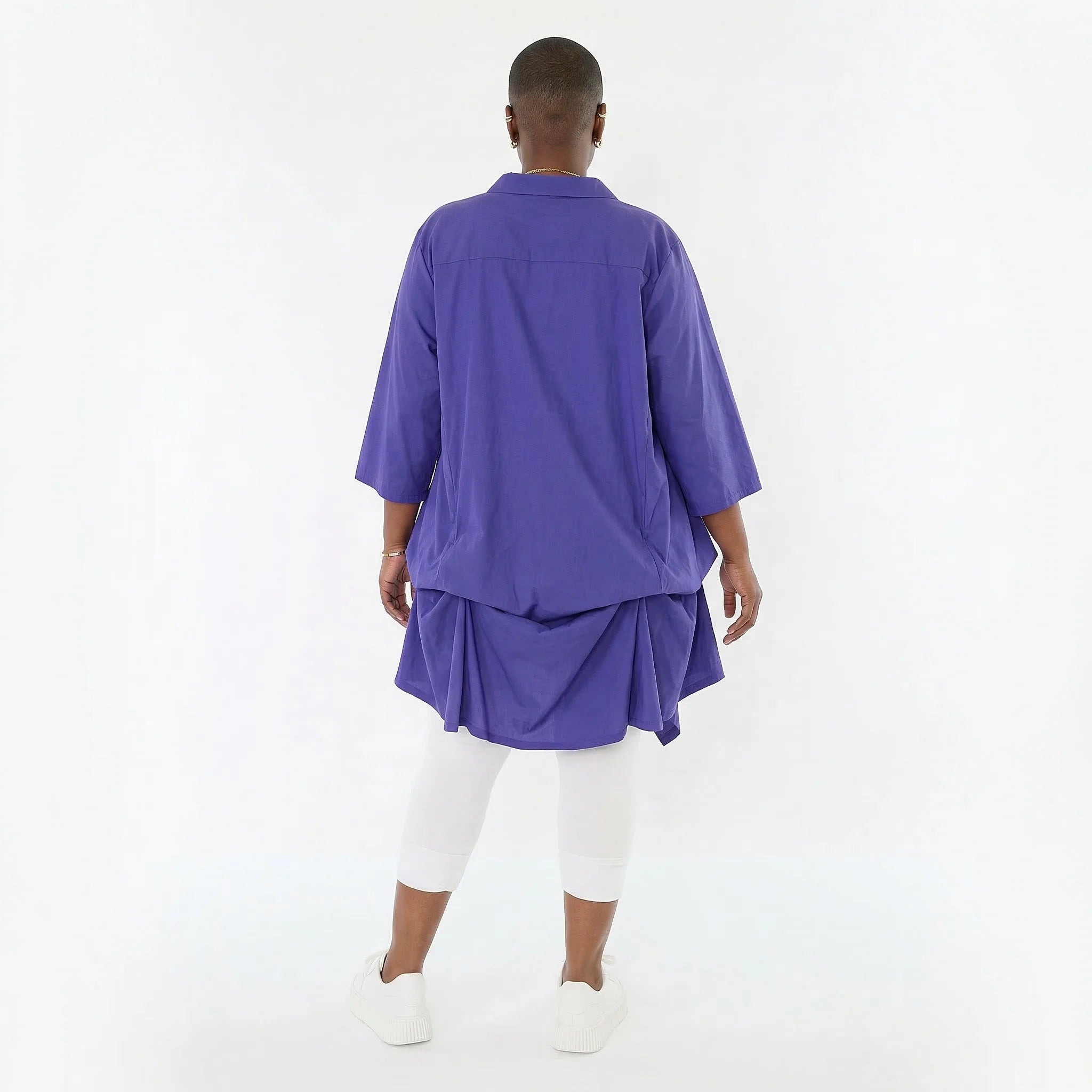 Legere Glockenform Bluse aus feiner Popeline mit raffiniertem Lagenlook und anpassbarer Raffung, Lila