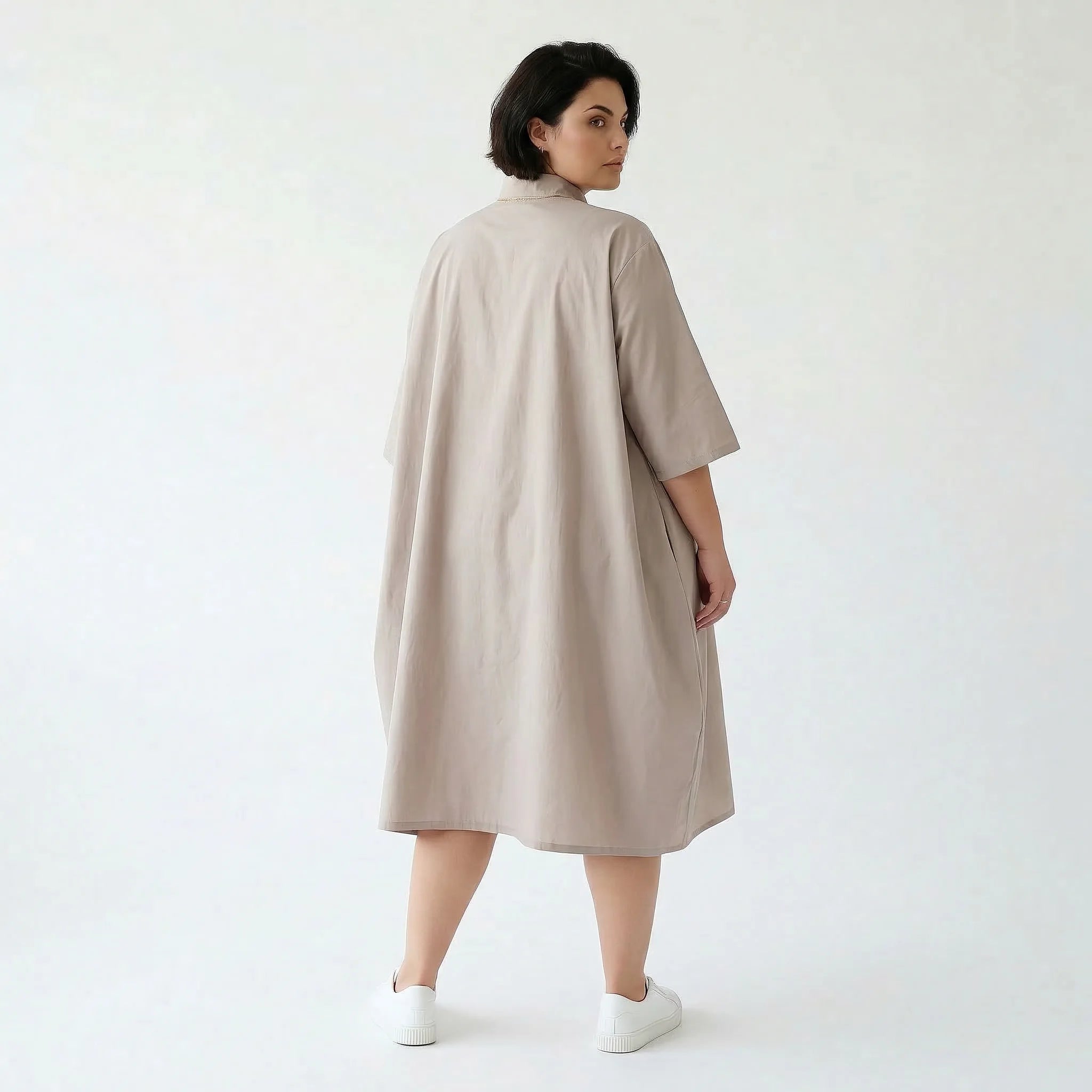 Luftig-leichte Ballon Bluse im Oversize Lagenlook aus Popeline mit Nahttaschen, Beige