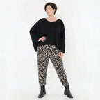Oversize-Lagenlook Shirt aus feinem, stretchigem Jersey mit legerem Schnitt und Rundhals, Schwarz