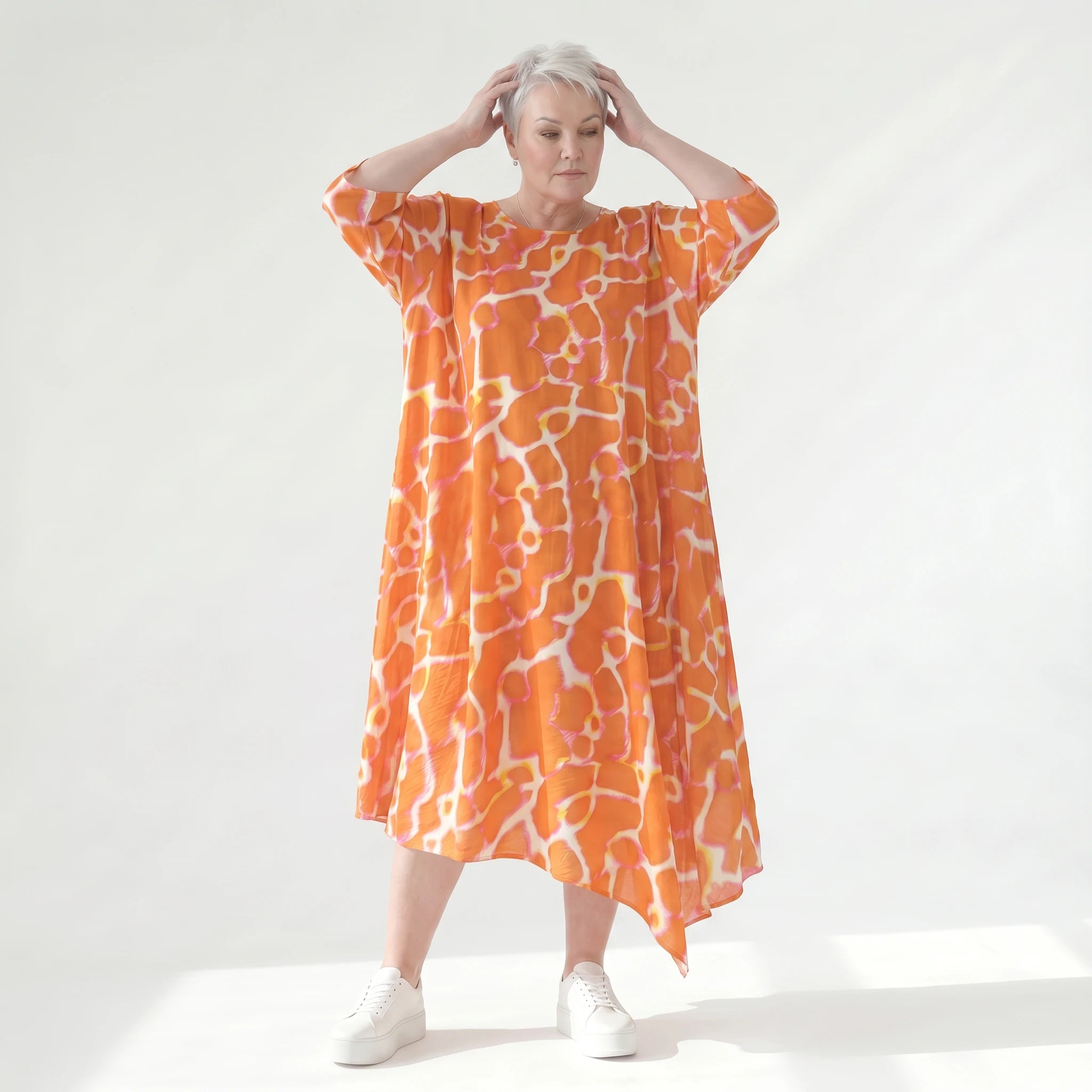 Ausgefallenes Ballonkleid im zeitlosen Lagenlook aus leichter Popeline mit schimmerndem Finish, Orange/Weiß