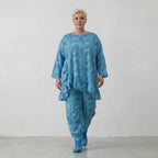 Luftiges Oversize Shirt aus feiner Baumwoll-Popeline im Lagenlook mit Batikmuster, Aquablau
