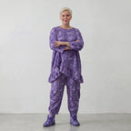 Zartes Oversize Shirt in A-Form aus feiner Baumwolle mit verspieltem Saum und Lagenlook Feeling, Lila