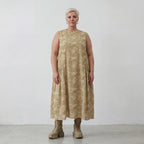 Stilvolles Ballonkleid aus feiner Baumwollpopeline im ausgefallenen Lagenlook mit Taschen, Camel