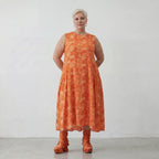 Luftiges Ballonkleid aus leichter Baumwoll-Popeline im ausgefallenen Lagenlook mit Batikmuster, Orange