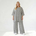 Stilvolle Lagenlook Hose mit weitem Bein Schlitz aus weichem Jersey im angesagten Streifen Design, Weiß/Schwarz