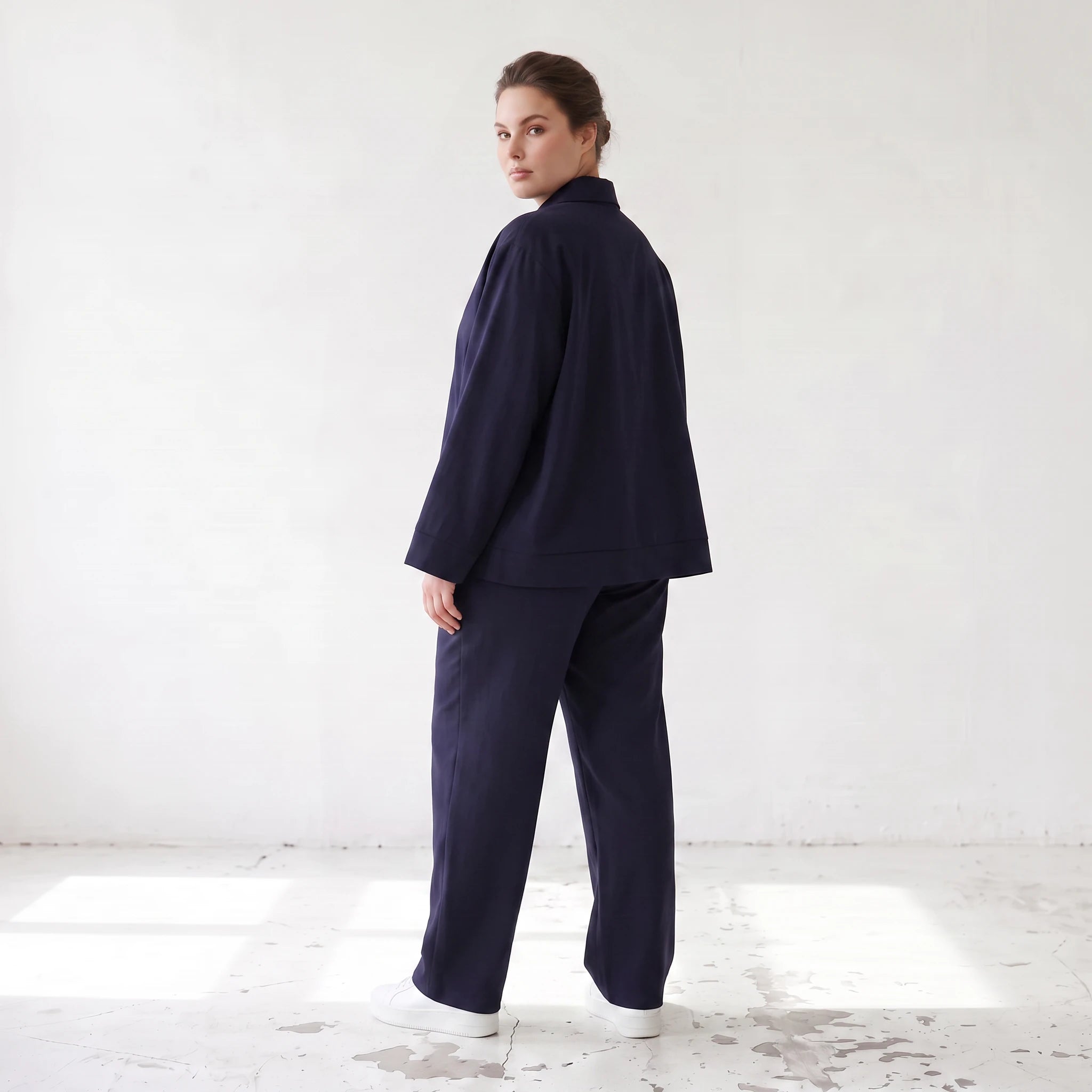 Zeitloser Marine Blazer im entspannten Oversize Lagenlook mit Hemdkragen elastisch weich