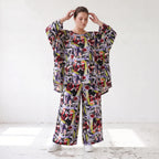 Oversized Shirt aus leichter Viskose Popeline in Lila mit Rundhals und lässigem Schnitt