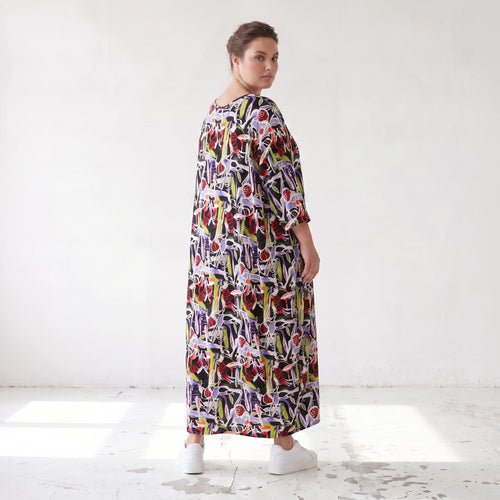 Fliessendes Ballonkleid aus Viskose in Schwarz Oliv Lila sehr leger zeitlos Oversize Look
