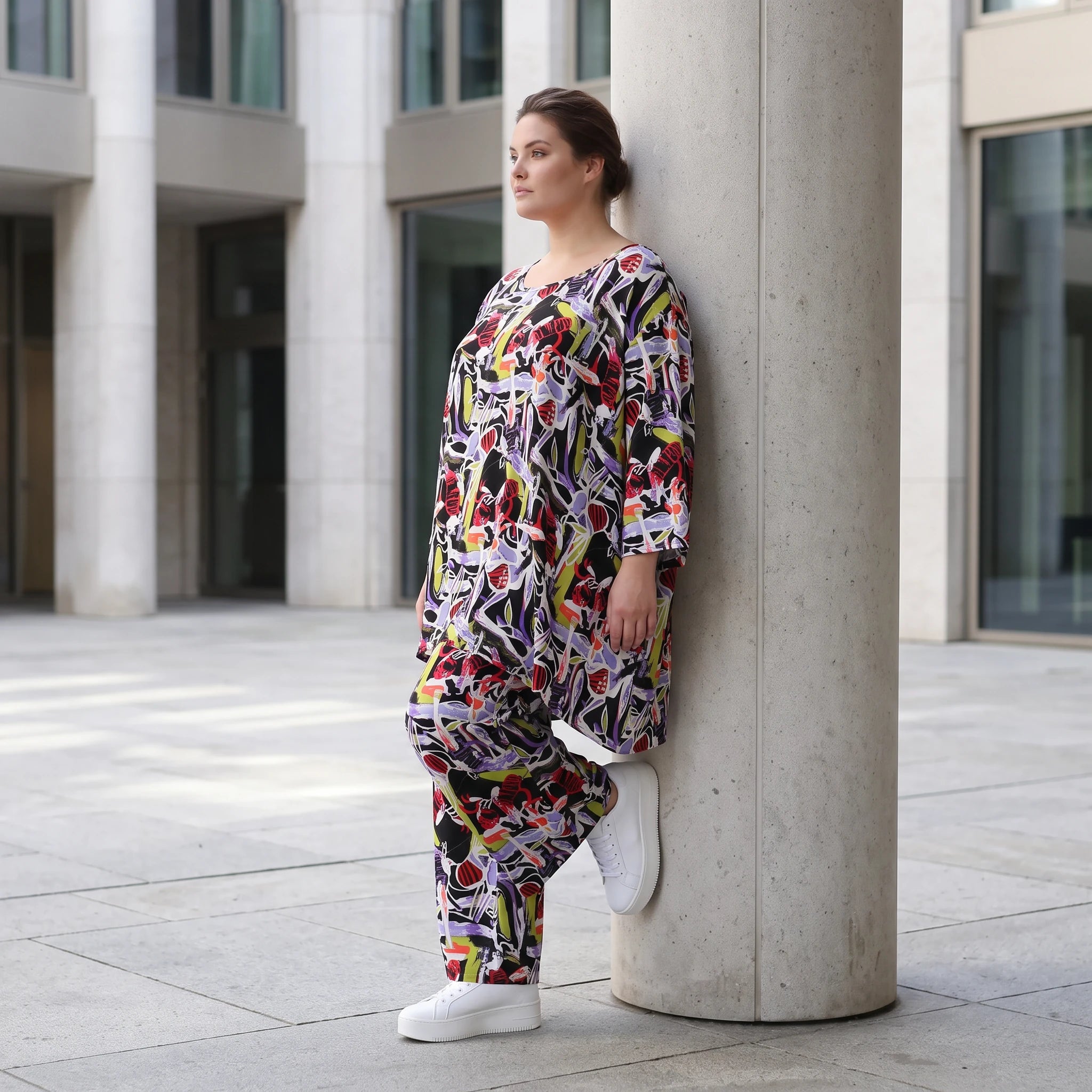 Fliessendes Viskoseshirt im Lagenlook Oversize leger in Schwarz Oliv Lila zeitlos modern