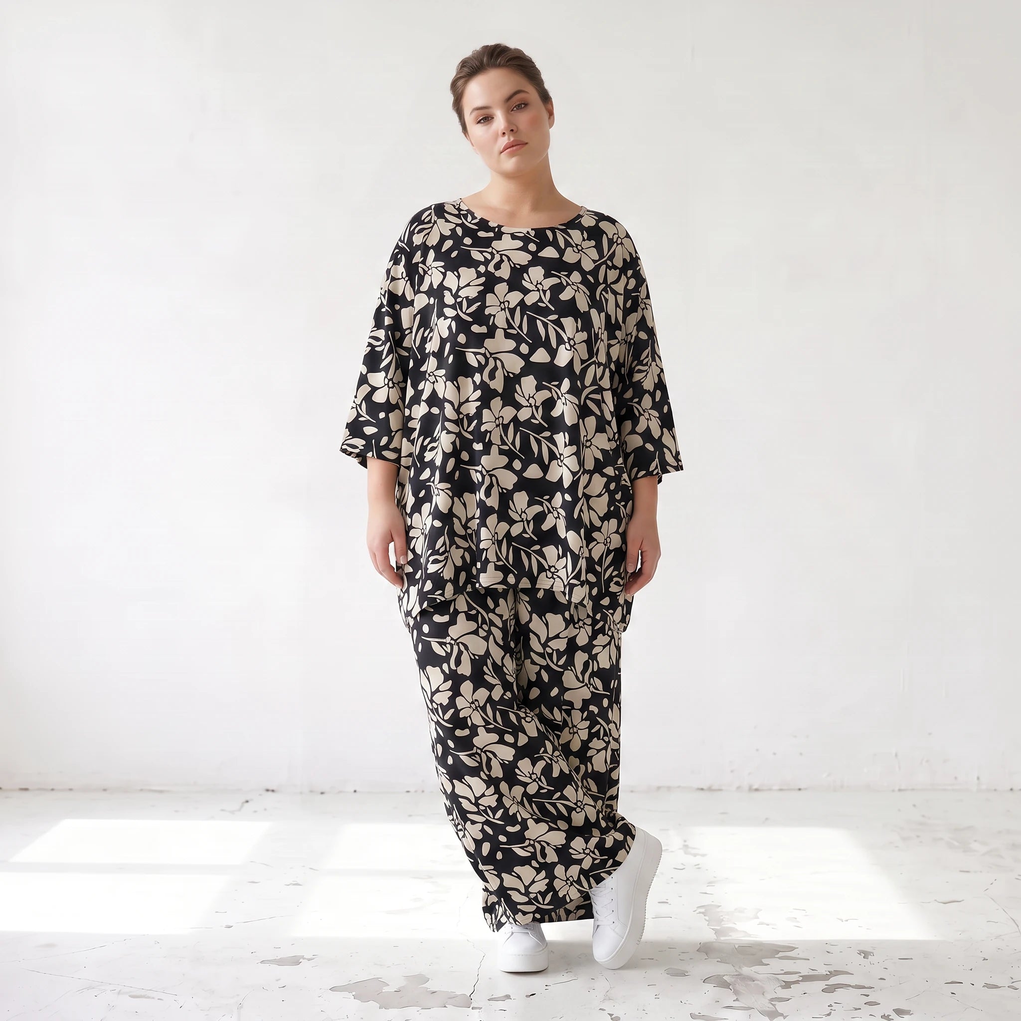 Damen Shirt Lagenlook Viskose Schwarz/Ecru, A-Form, 3/4-Arm, Taschen, Oversize große Größen – AKH Fashion