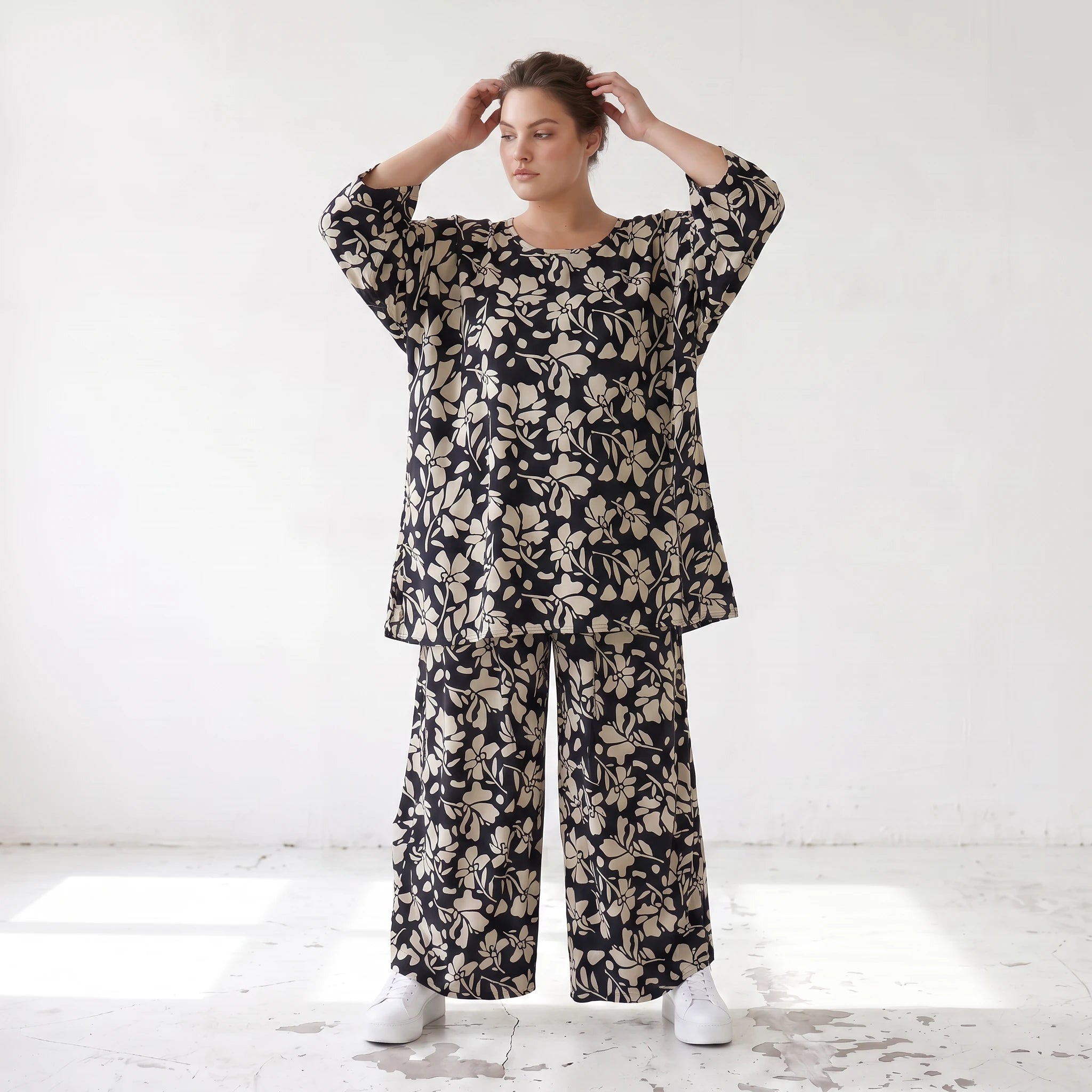 Damen Shirt Lagenlook Viskose Schwarz/Ecru, A-Form, Oversize große Größen – AKH Fashion