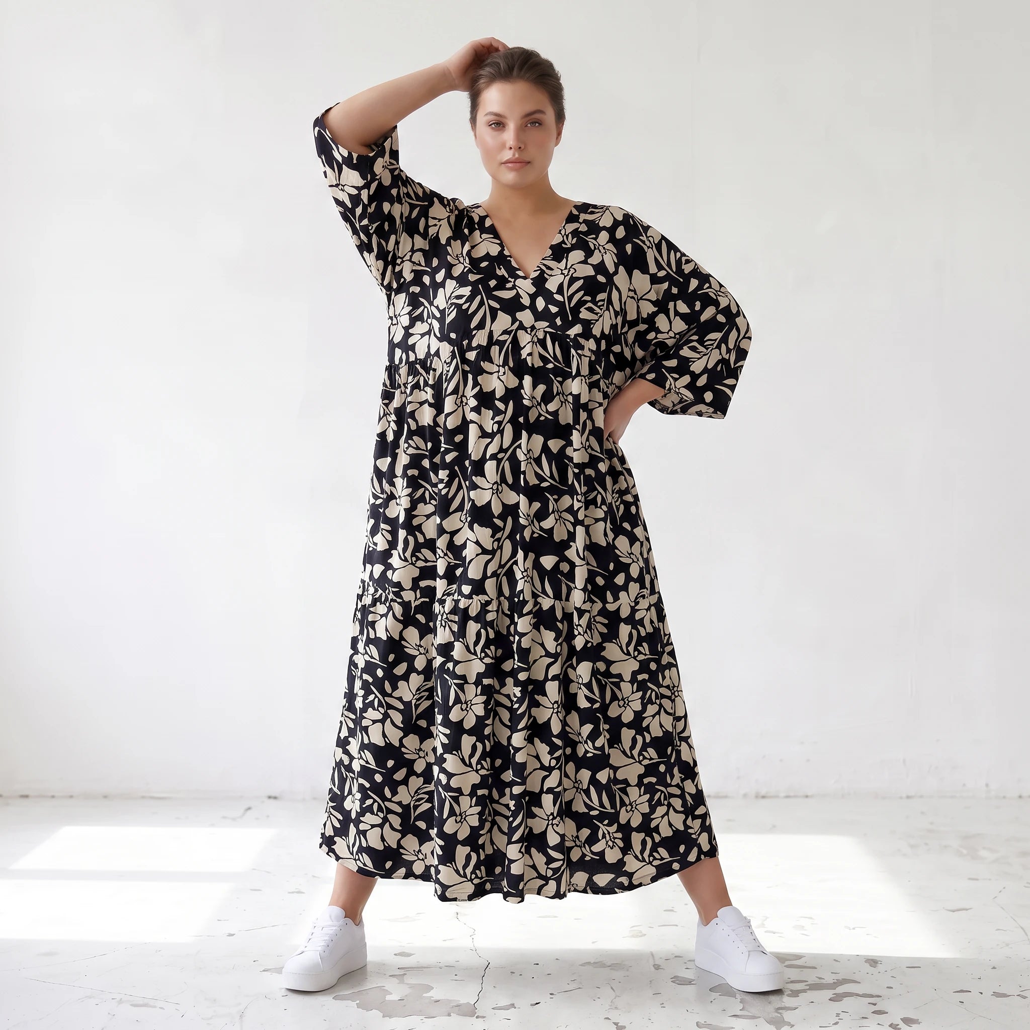 Damen Kleid Lagenlook Viskose Schwarz/Ecru, A-Form, V-Ausschnitt, Oversize große Größen – AKH Fashion