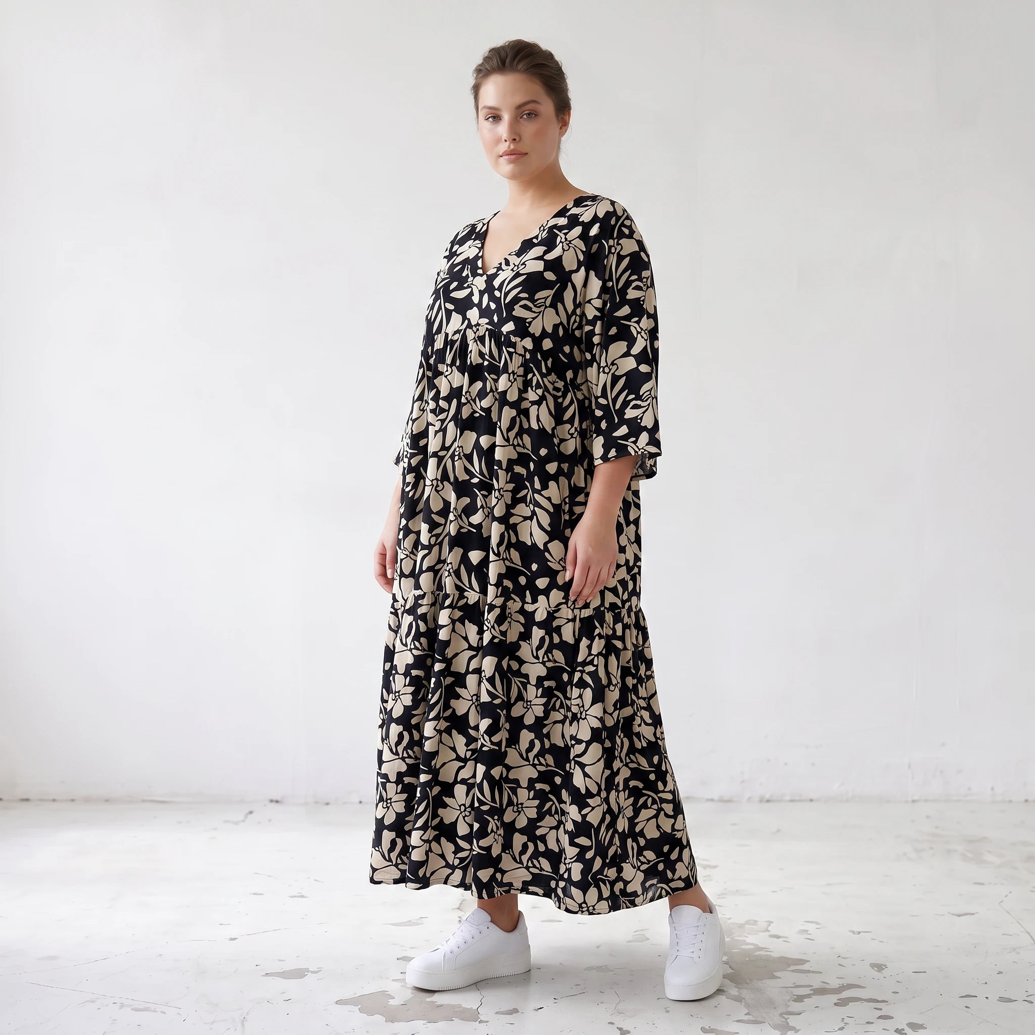 Damen Kleid Lagenlook Viskose Schwarz/Ecru, A-Form, V-Ausschnitt, Oversize große Größen – AKH Fashion