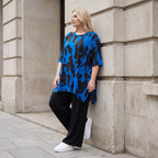 Damen Shirt Lagenlook Baumwolle Blau/Schwarz, A-Linie, Kurzarm, Seitenschlitze, Oversize große Größen – Funky Diva