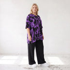 Damen Shirt Lagenlook Baumwolle Violett/Schwarz, A-Linie, Kurzarm, Seitenschlitze, Oversize große Größen – Funky Diva