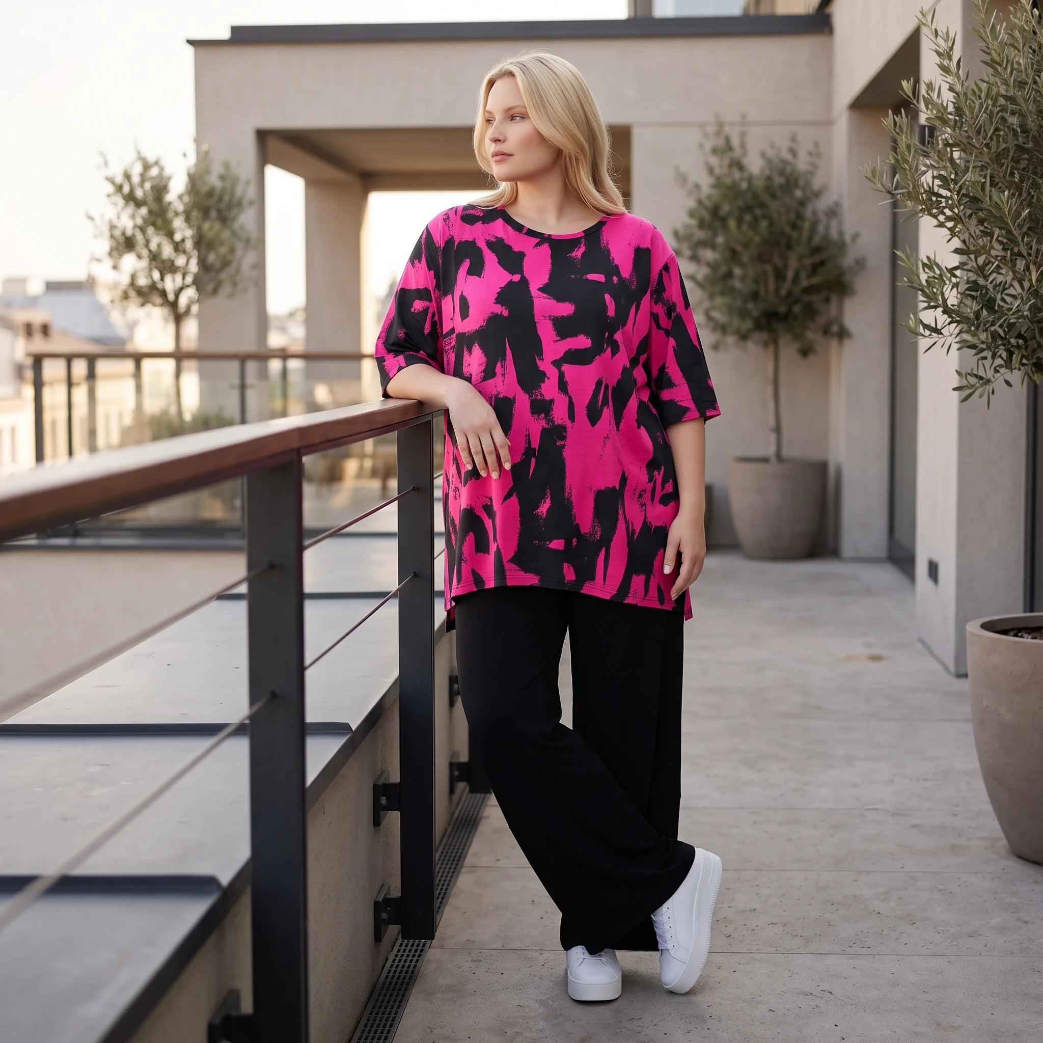 Damen Shirt Lagenlook Baumwolle Pink/Schwarz, A-Linie, Kurzarm, Seitenschlitze, Oversize große Größen – Funky Diva