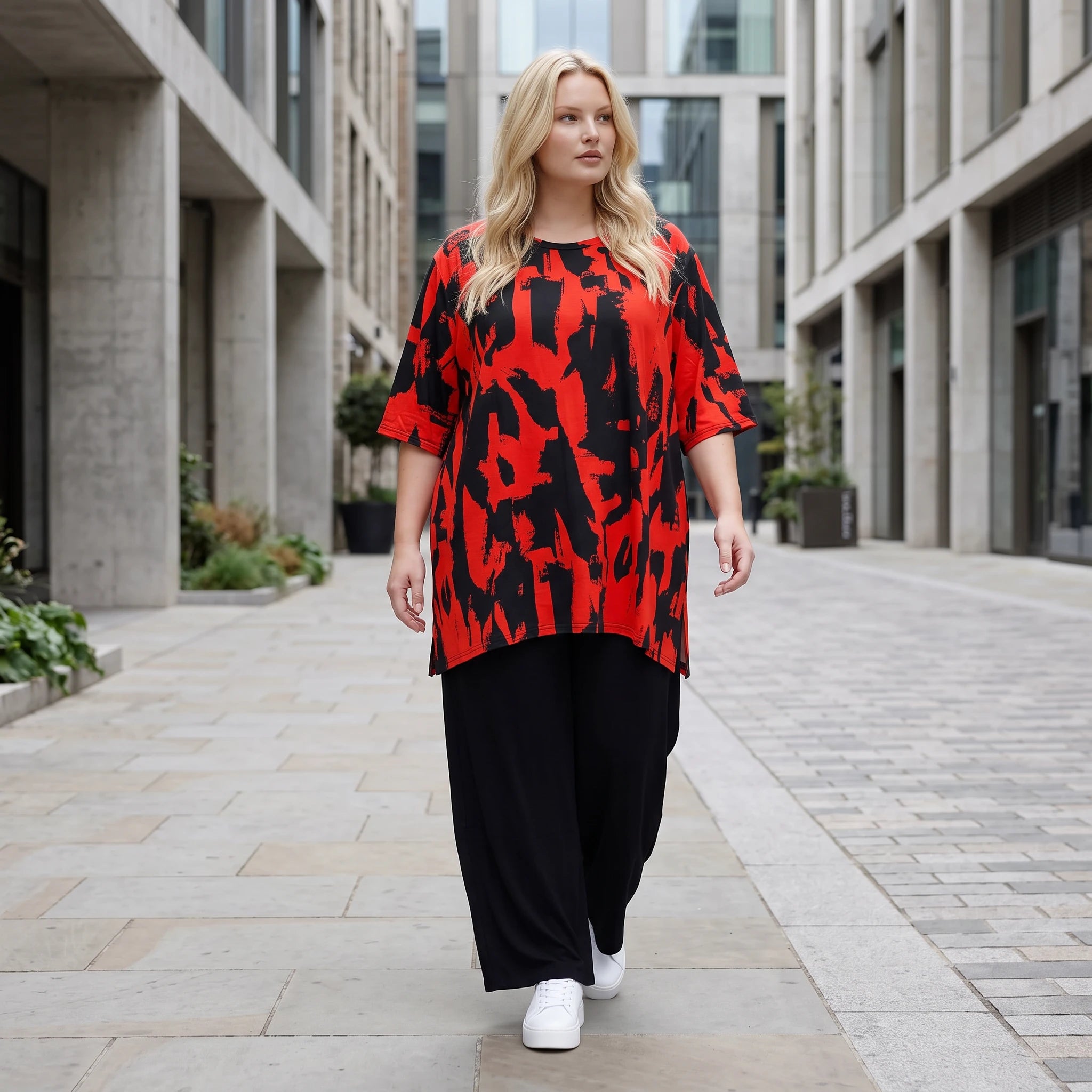 Damen Shirt Lagenlook Baumwolle Rot/Schwarz, A-Linie, Kurzarm, Seitenschlitze, Oversize große Größen – Funky Diva