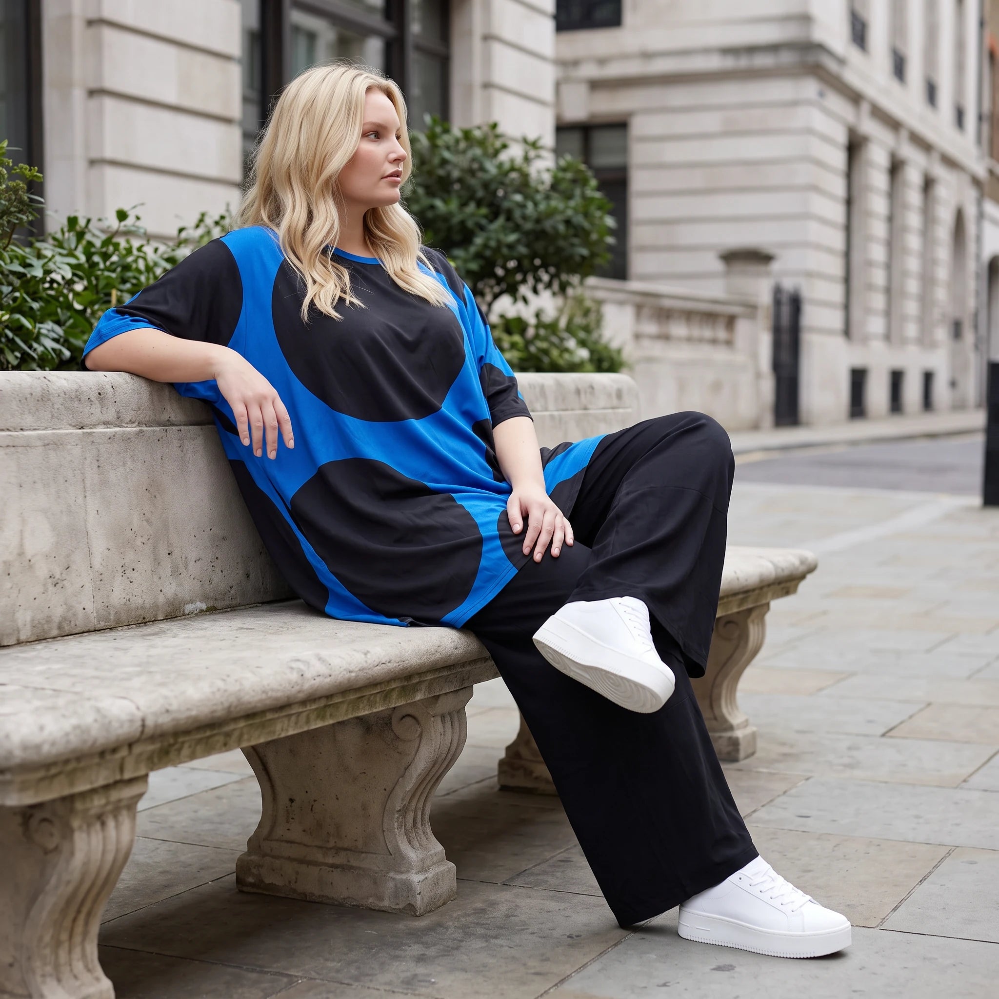 Damen Shirt Lagenlook Baumwolle Blau/Schwarz, A-Linie, Punkte, Kurzarm, Oversize große Größen – Funky Diva